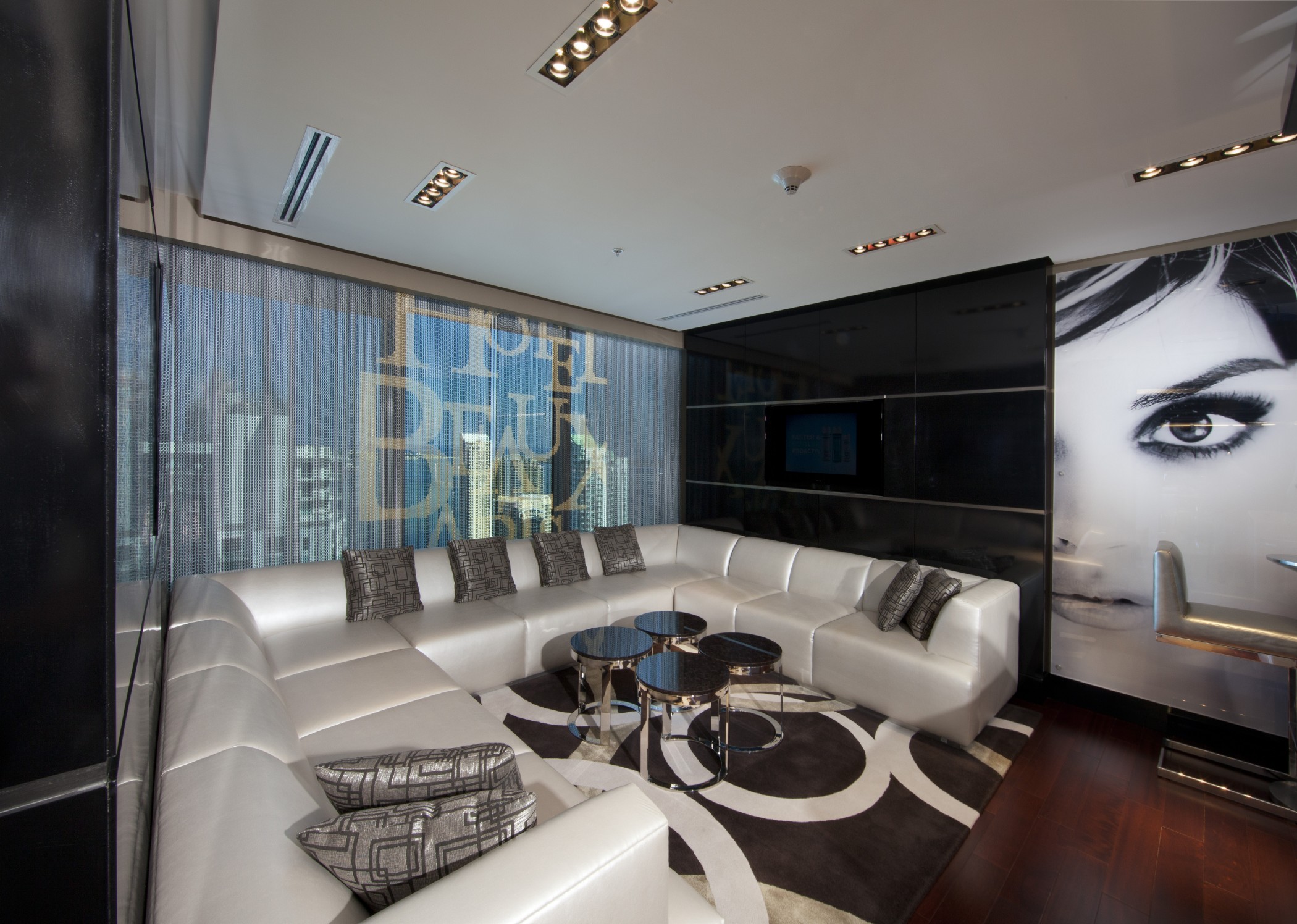 Hotel Beaux Arts, Autograph Collection by null