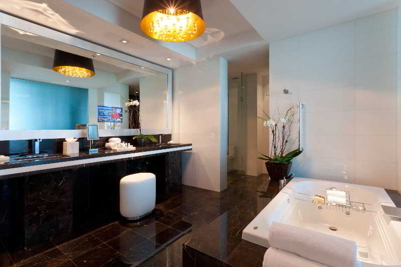 Hotel Beaux Arts, Autograph Collection by null