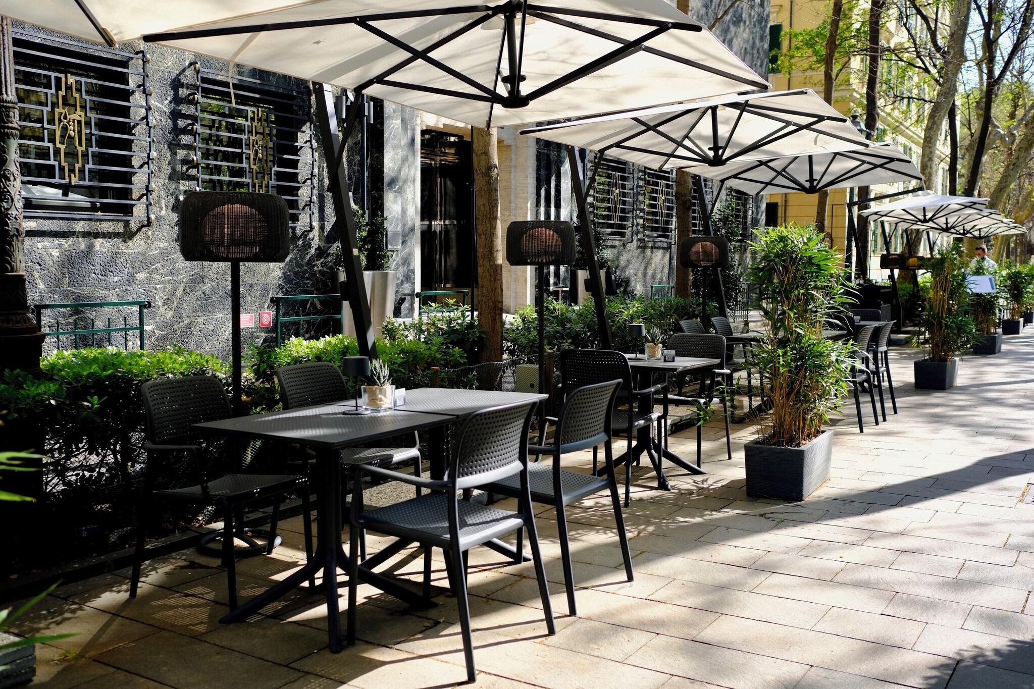 Meliá Genova by null