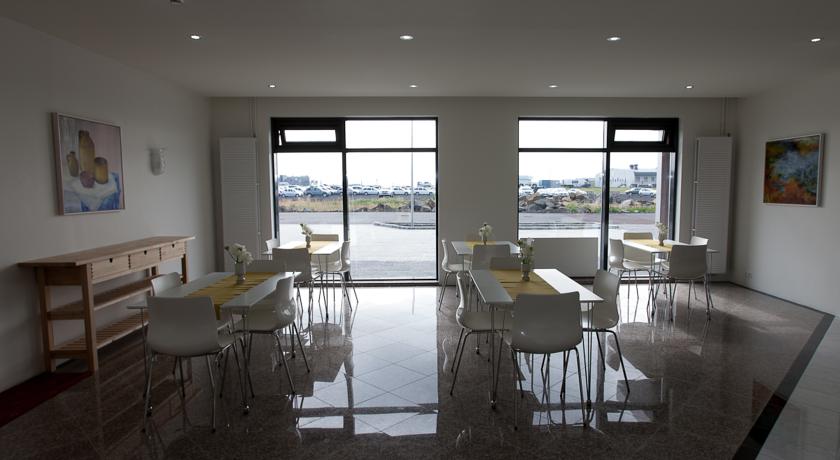 Aurora Hotel at Keflavík International Airport by null