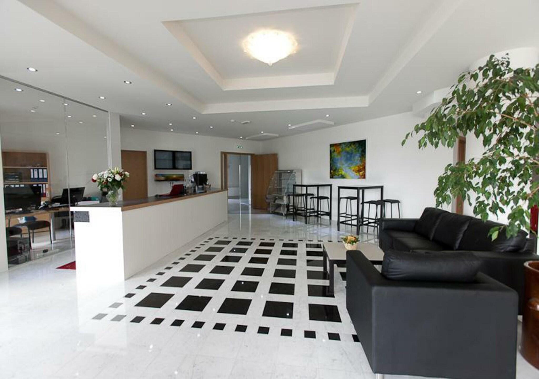 Aurora Hotel at Keflavík International Airport by null