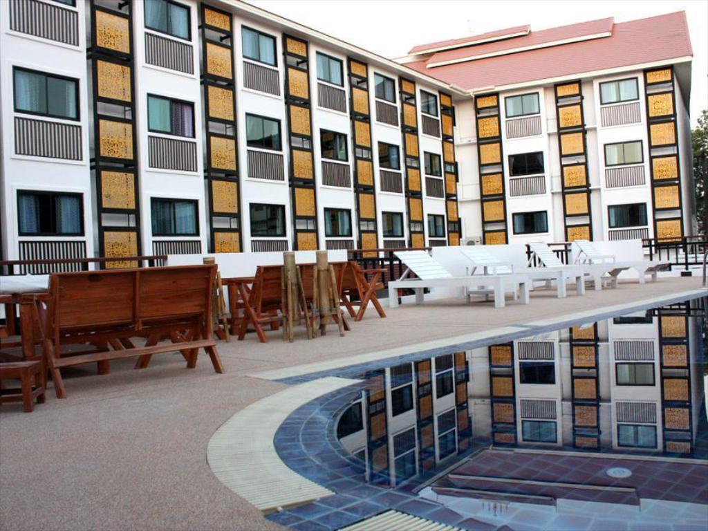 Wangburapa Grand Hotel