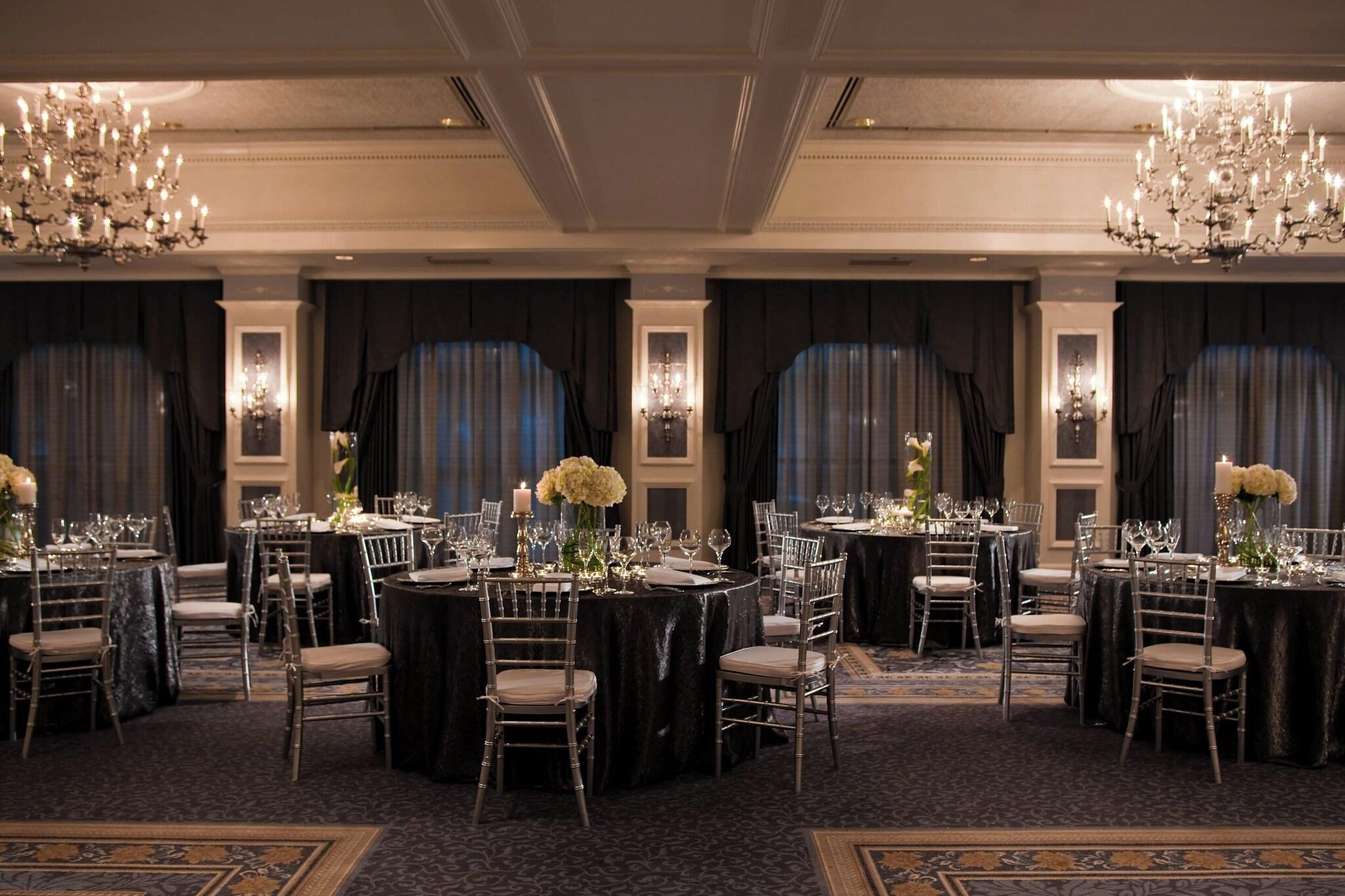 Renaissance Austin Hotel