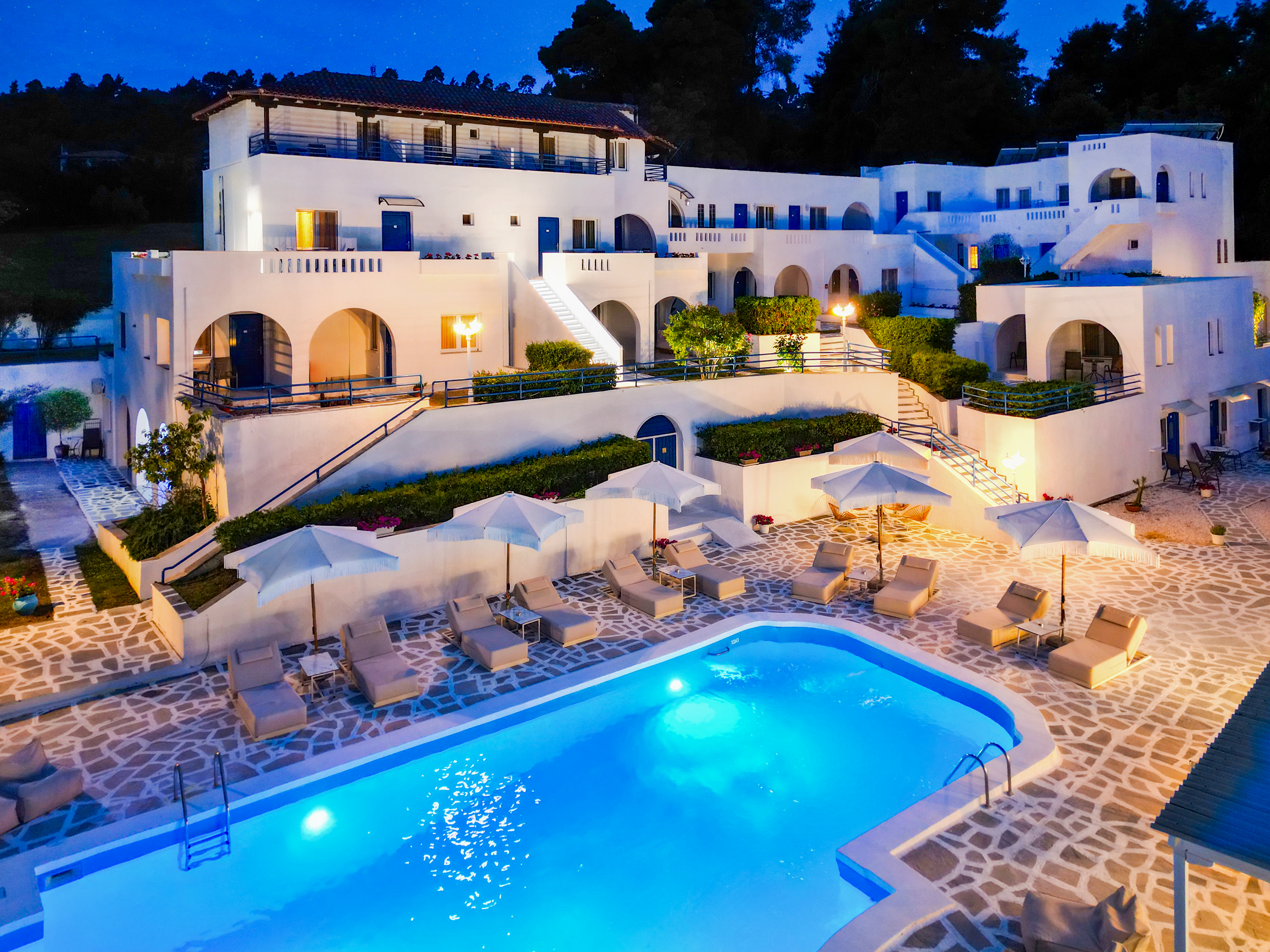 Theo Bungalows - photo