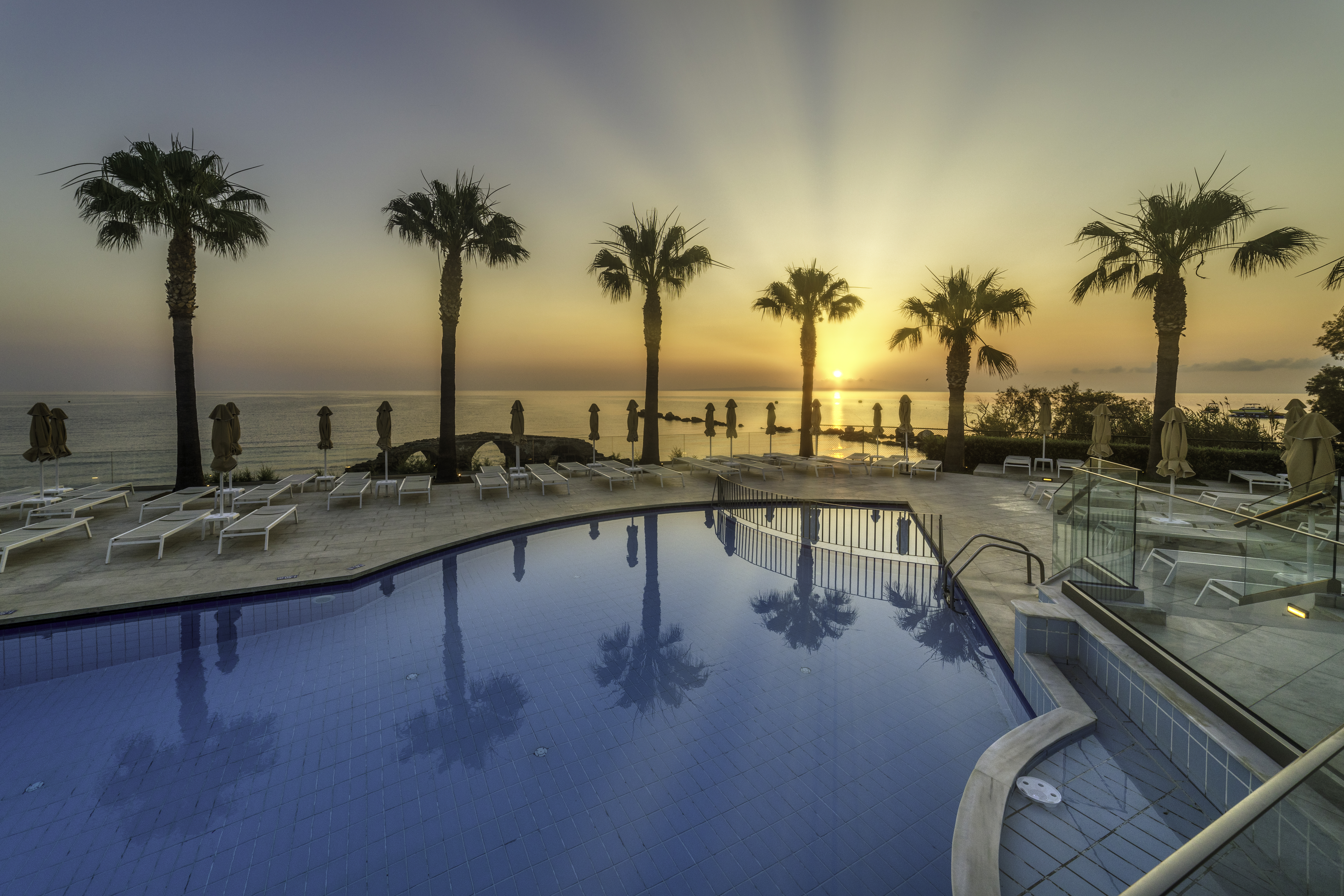 Xenos Kamara Beach - Poză