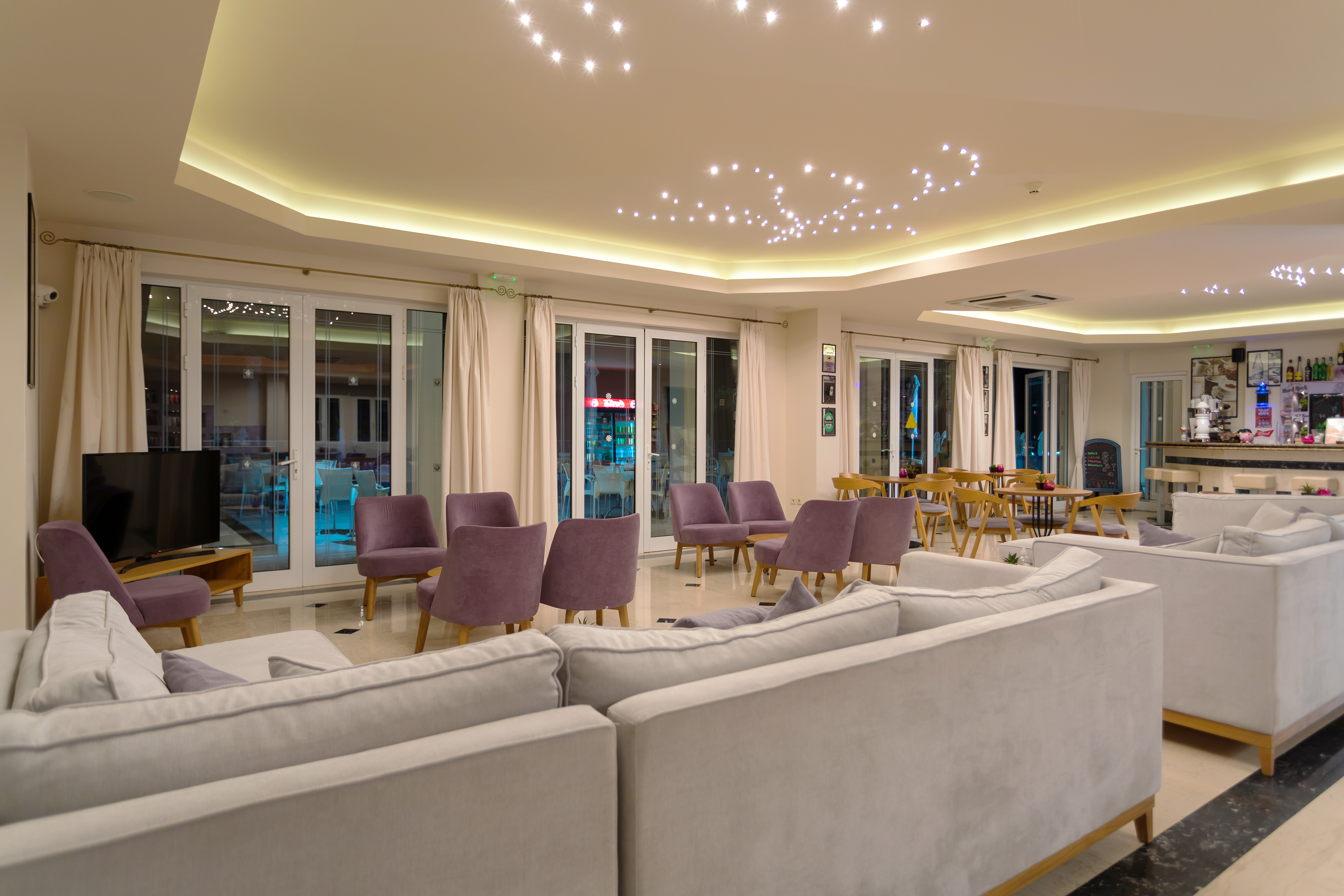 Xenos Kamara Beach - Poză