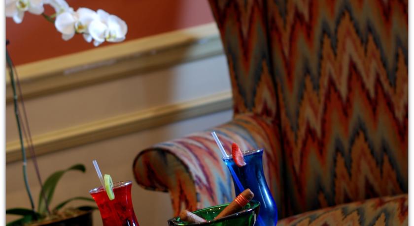 The Monarch Hotel by null