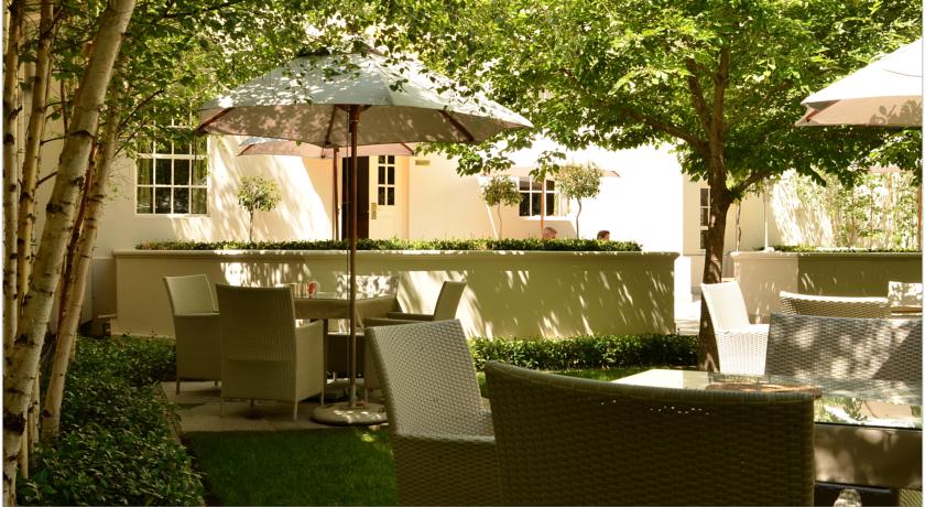 The Monarch Hotel by null