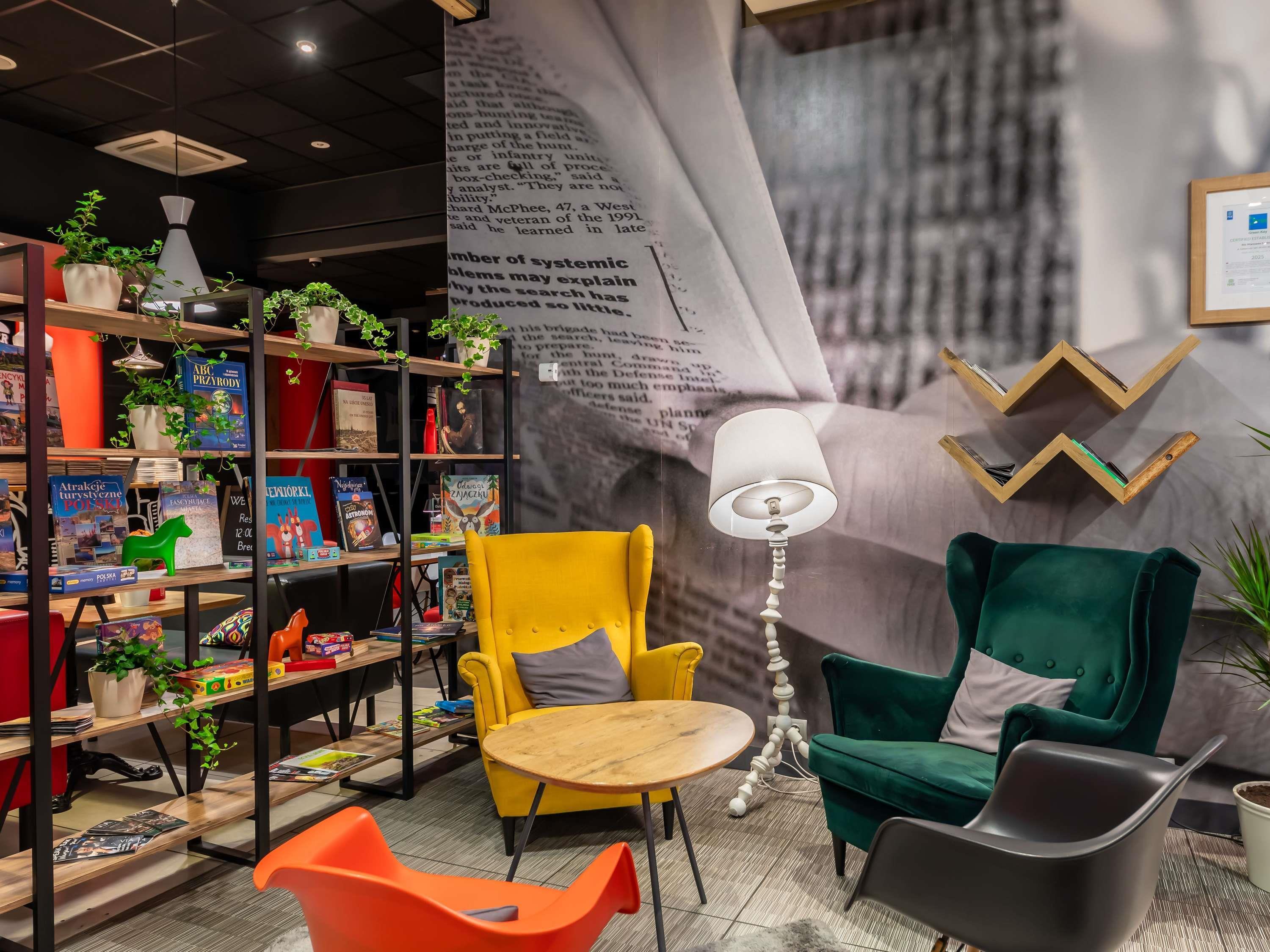 Ibis Warszawa Centrum - фото