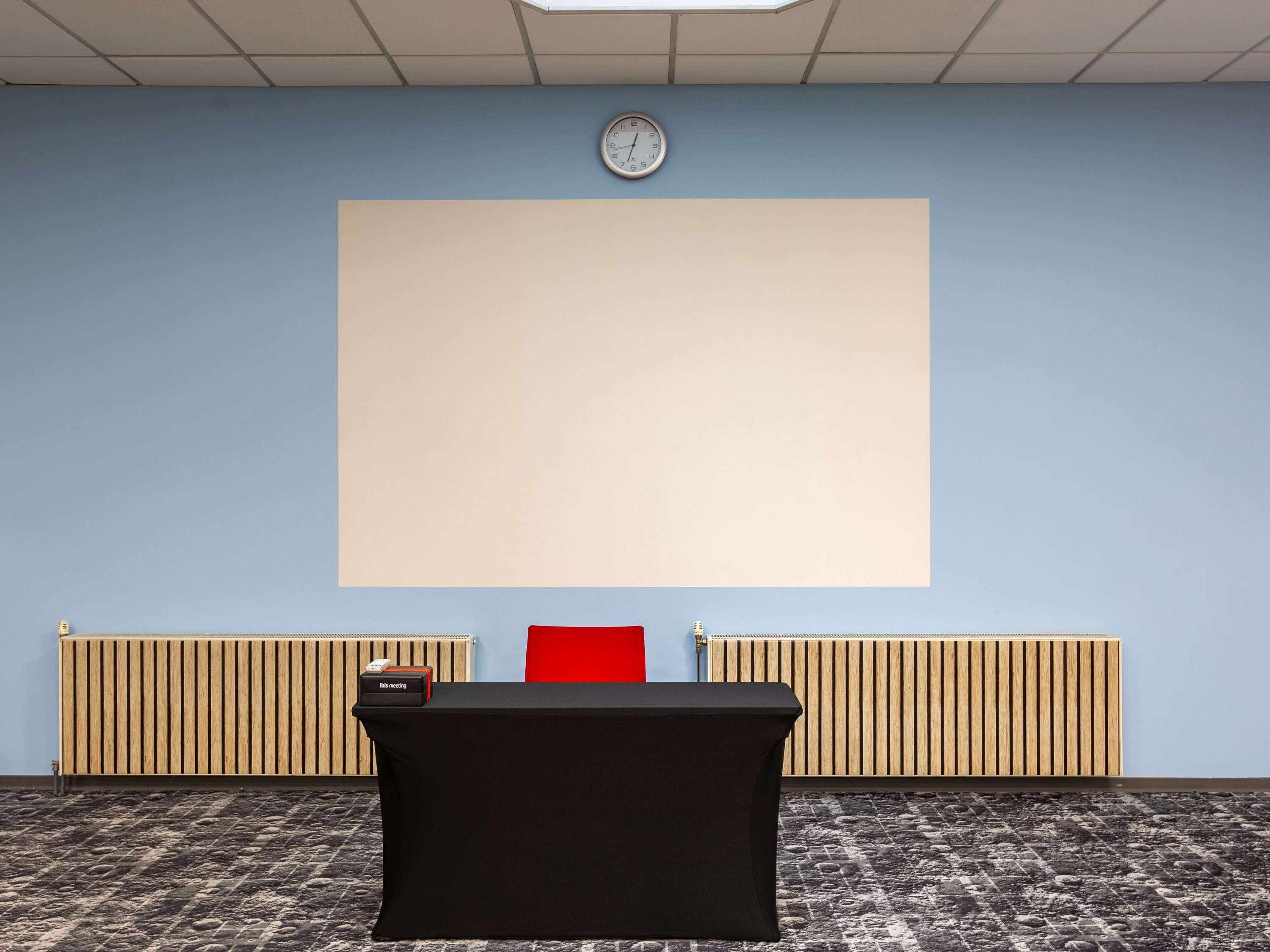 Ibis Warszawa Centrum - фото