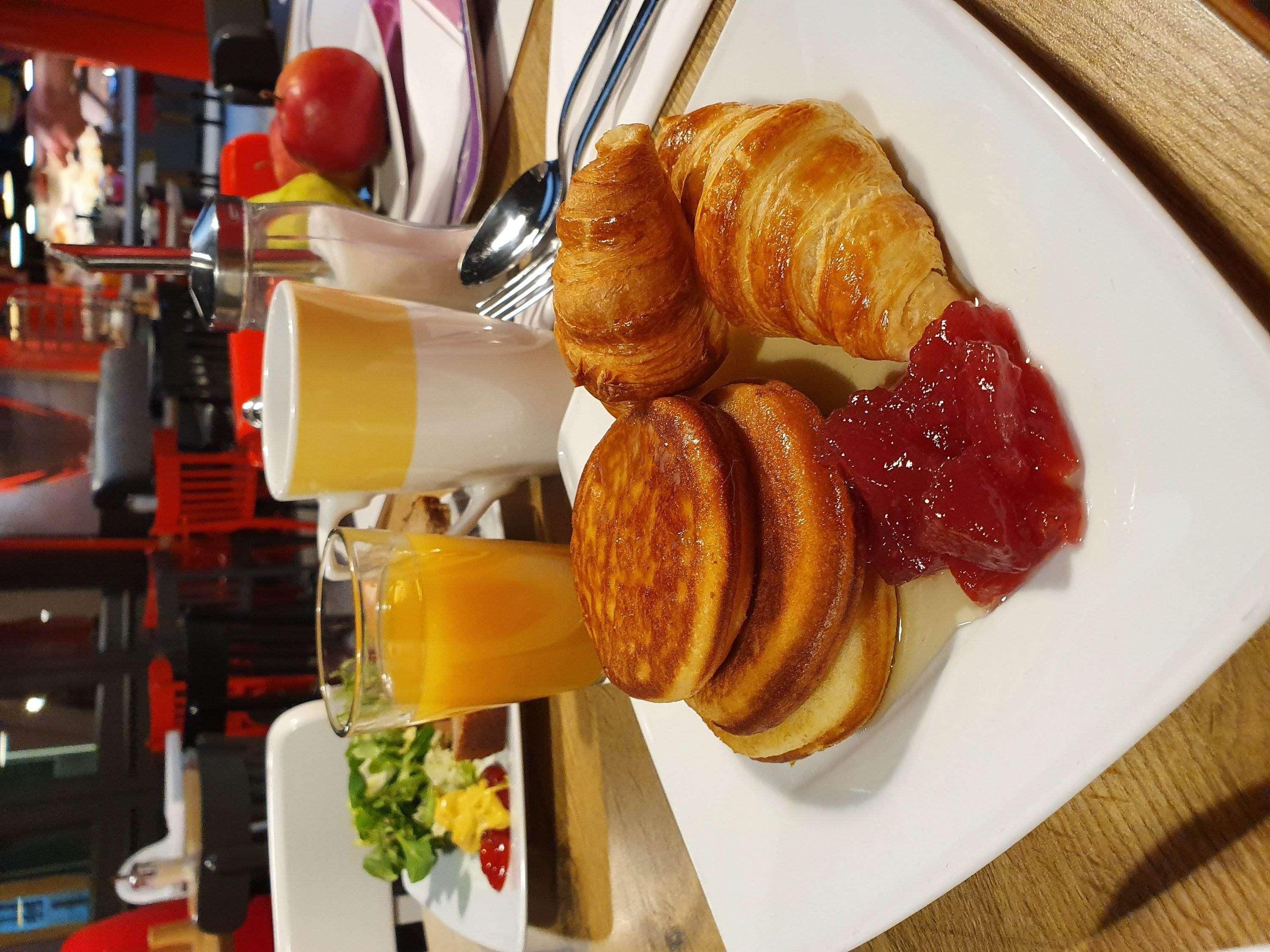 ibis Warszawa Centrum by null