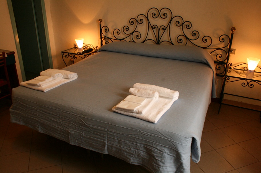 Fedora Hotel