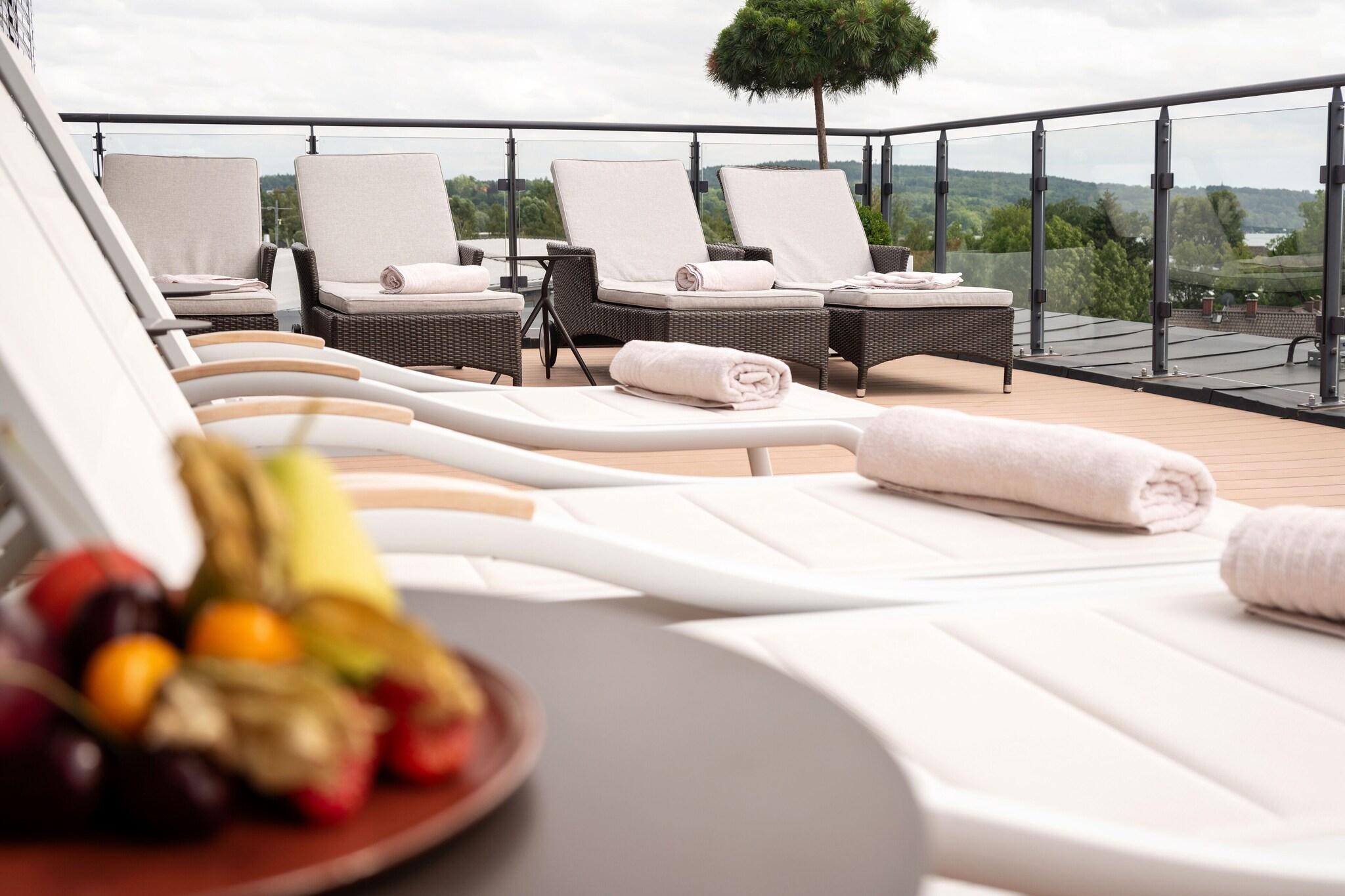 Hotel Vier Jahreszeiten Starnberg by null