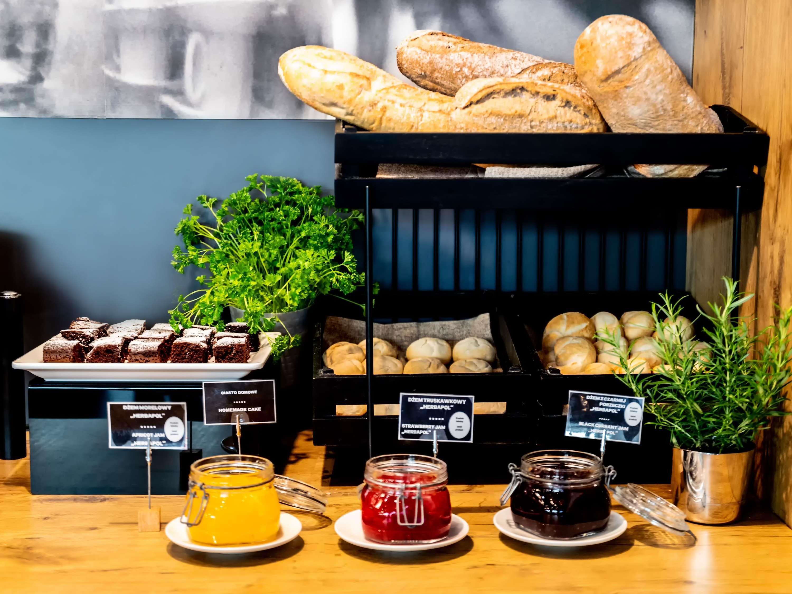 ibis Poznań Stare Miasto by null