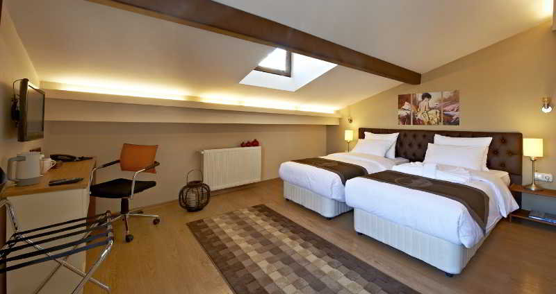 Taksim Plussuite Hotel