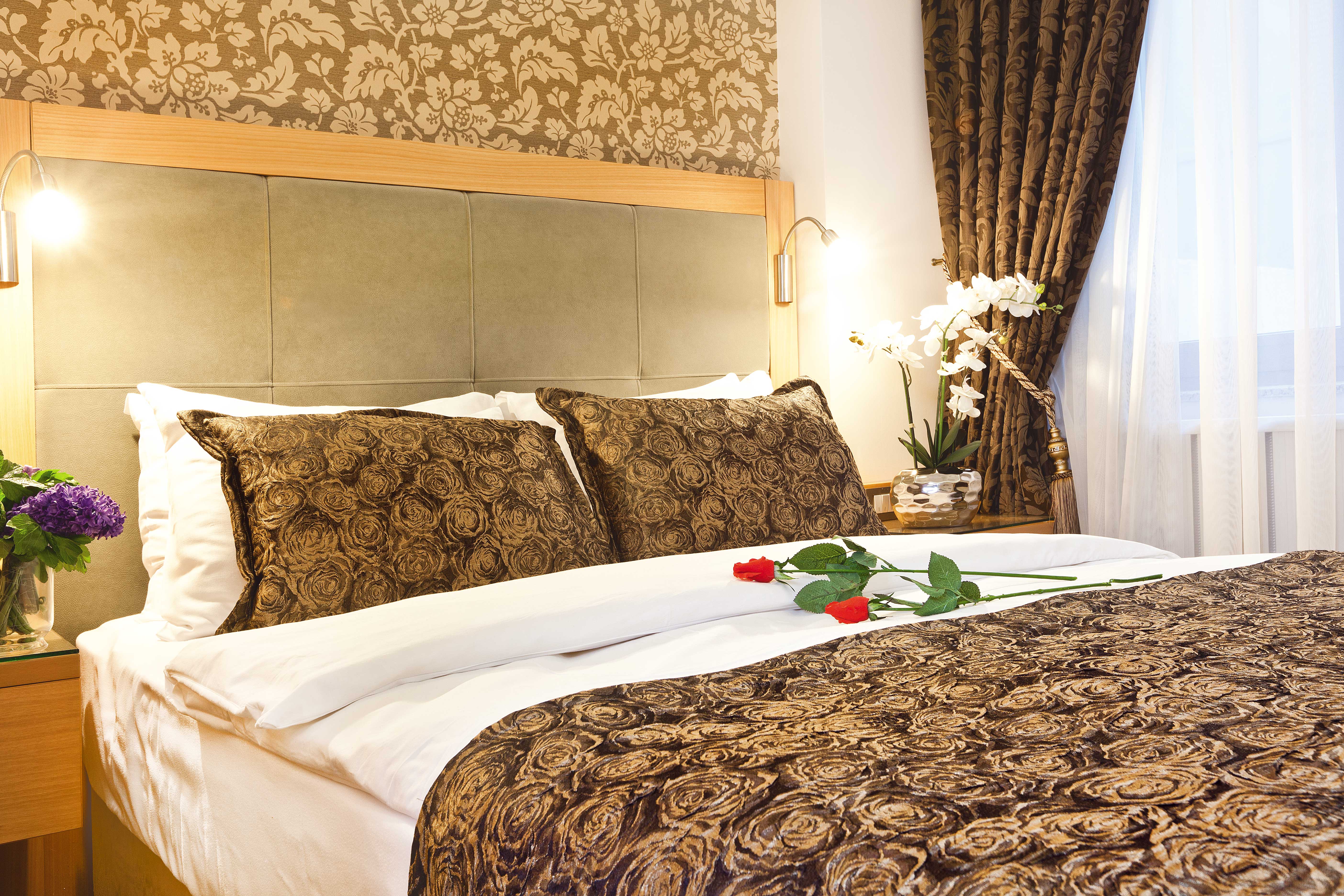 Emerald Hotel