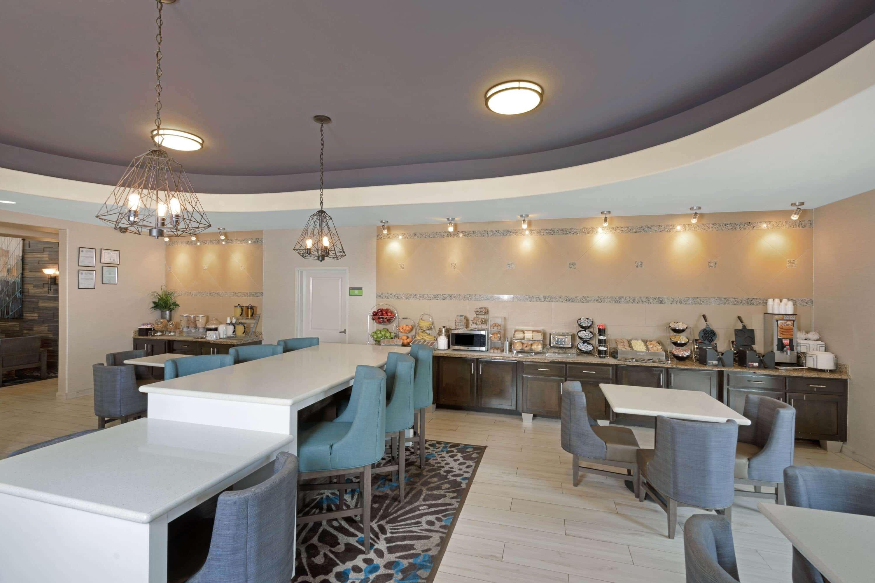 La Quinta Inn & Suites Energy Corner