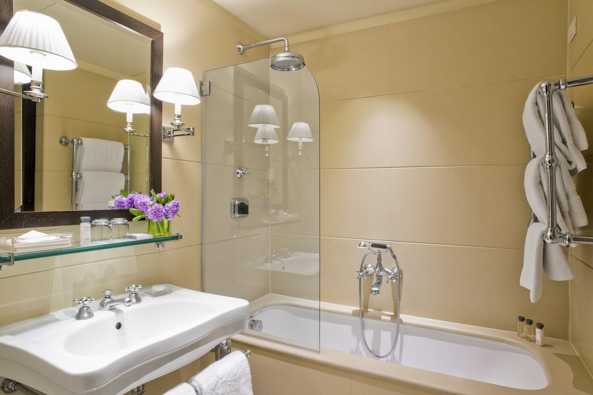 Gallery Art Hotel