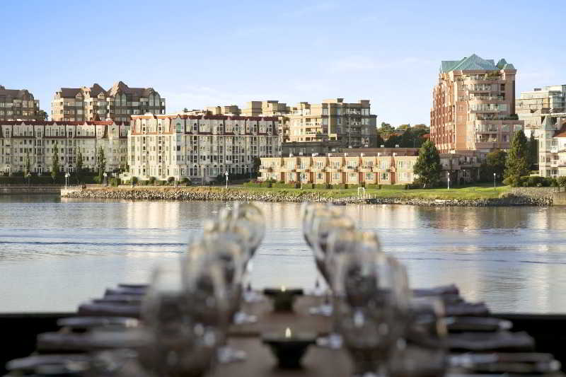 Coast Victoria Hotel and Marina by APA