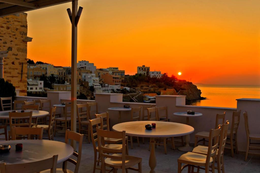 Apollonion Palace Hotel