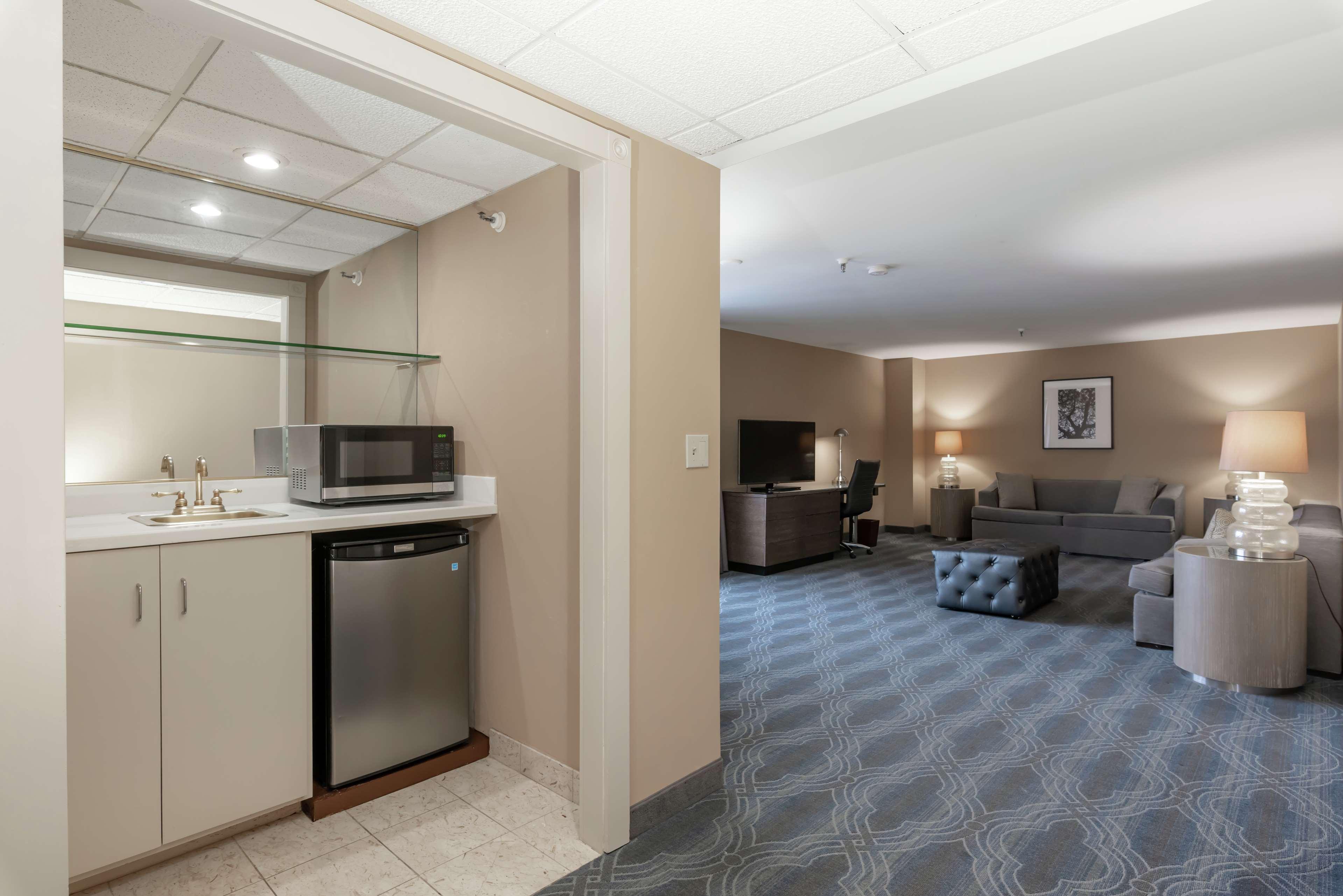 DoubleTree by Hilton Bloomington-Minneapolis South
