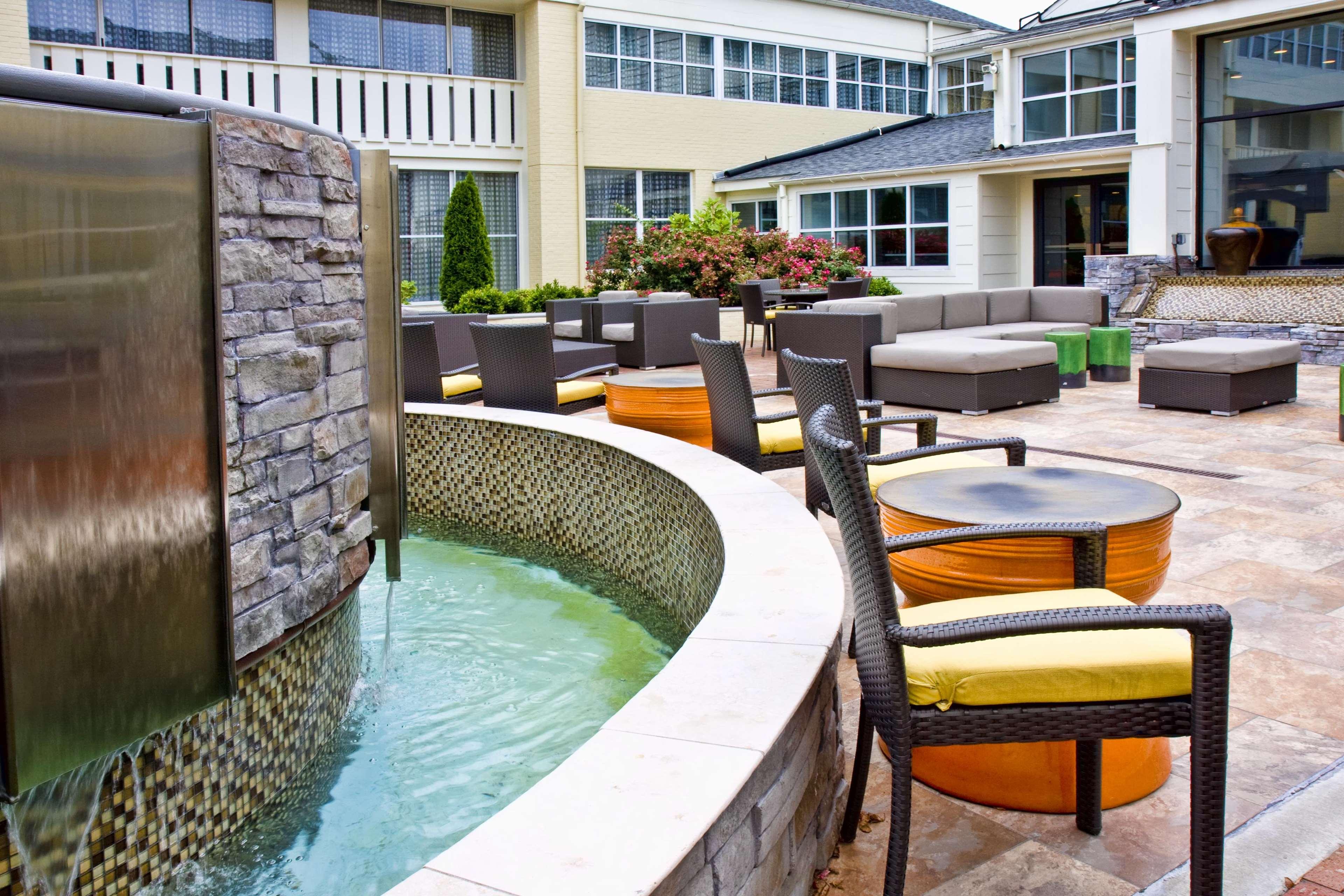 Doubletree Suites By Hilton Huntsville South