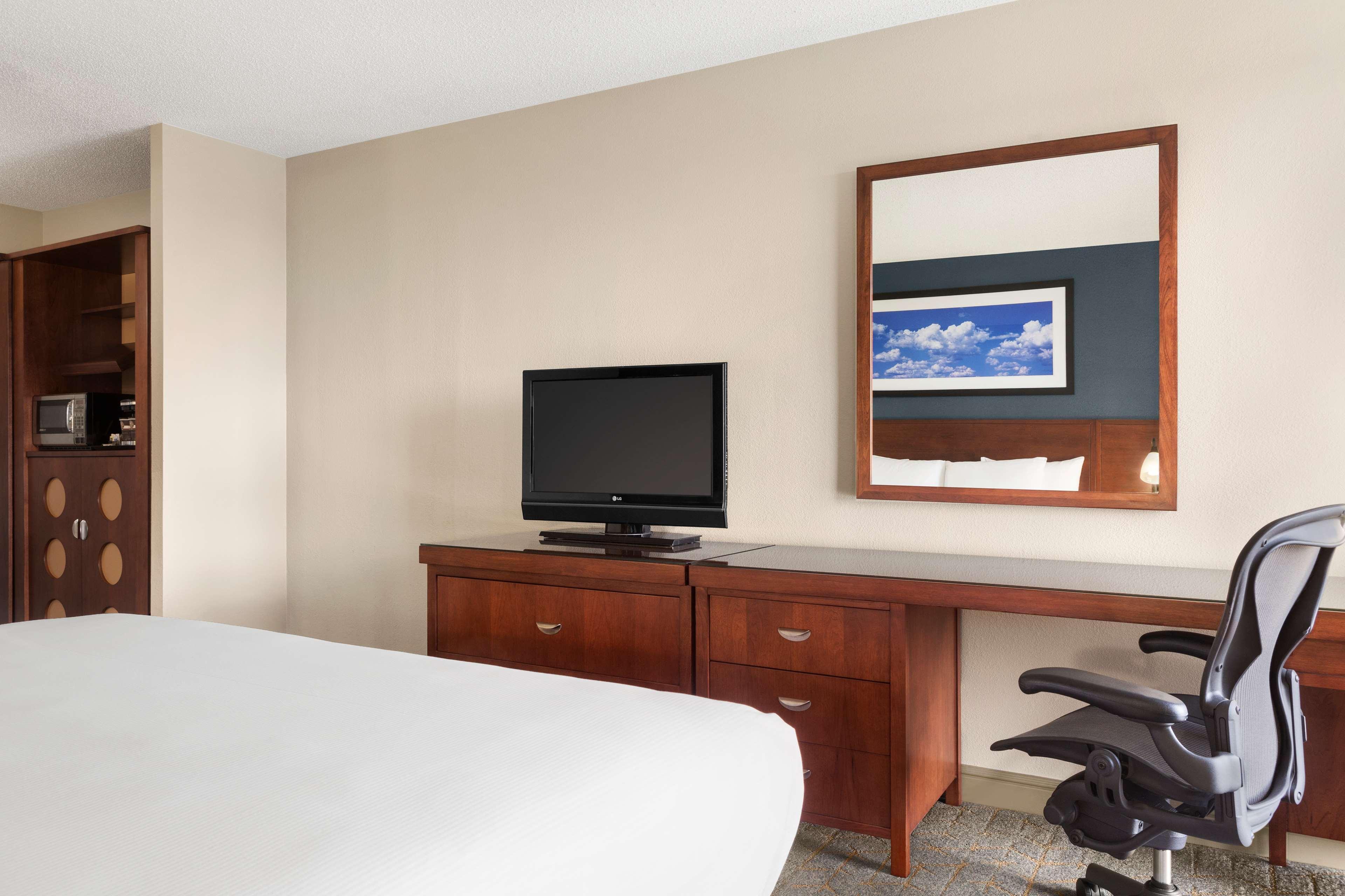 Doubletree By Hilton Dallas - Dfw Airport North