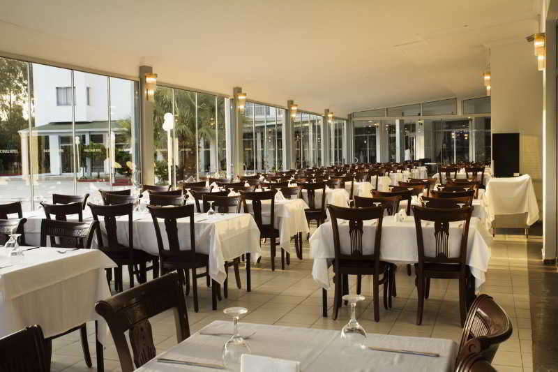 Le Monde Beach Resort & Spa