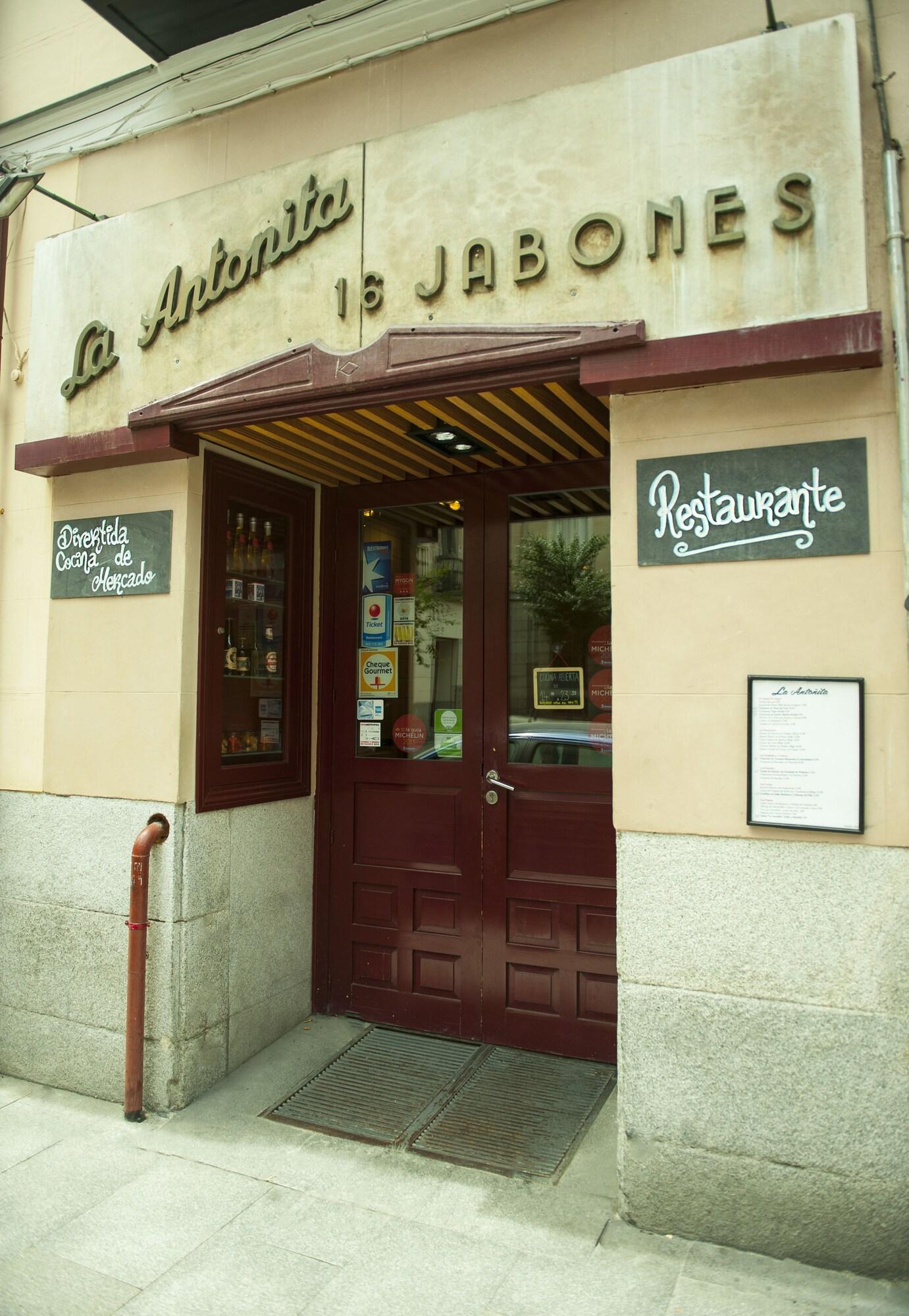 Posada Del Dragón by null