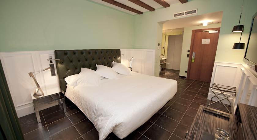 Posada del León de Oro by null