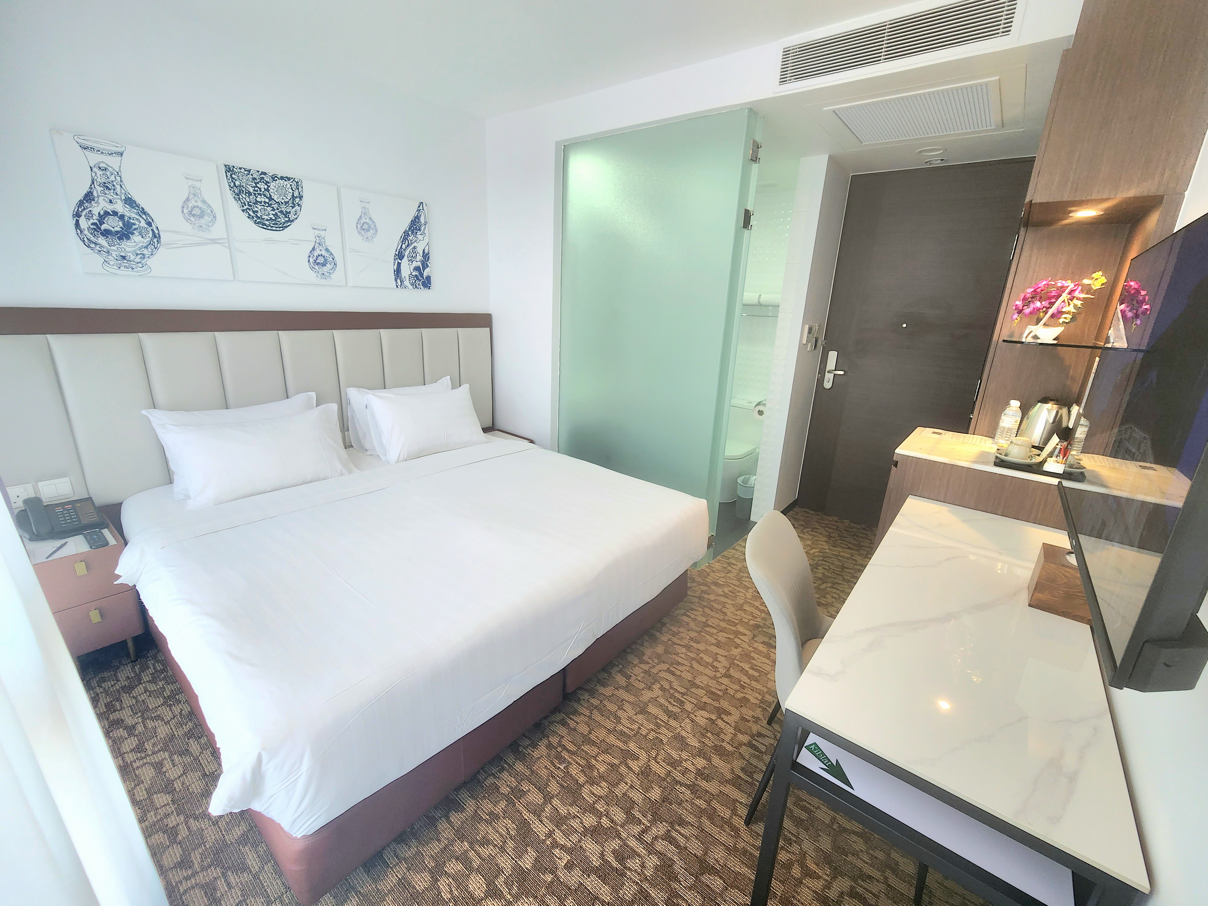 Santa Grand Hotel East Coast, a NuVe Group Collection by null