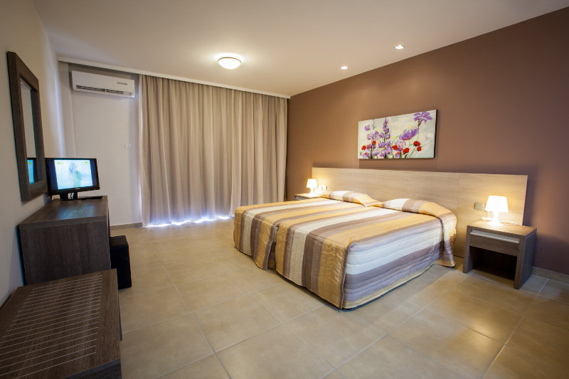 Crystallo Apartments by null