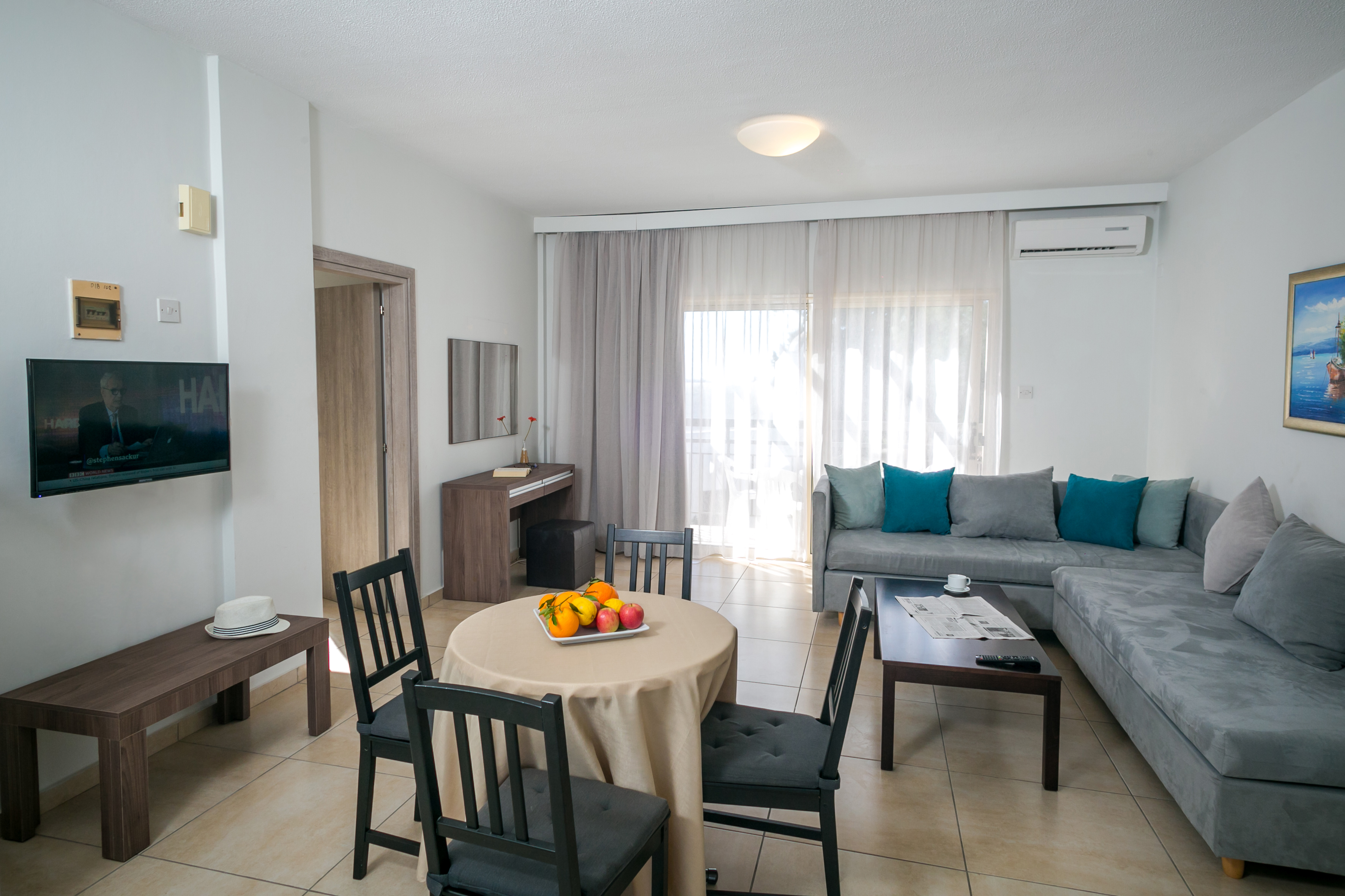 Crystallo Hotel Apts