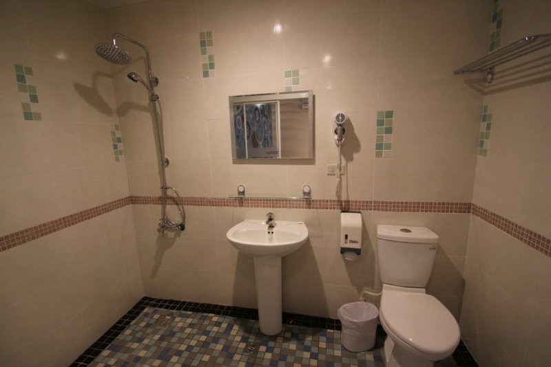 Happiness Inn