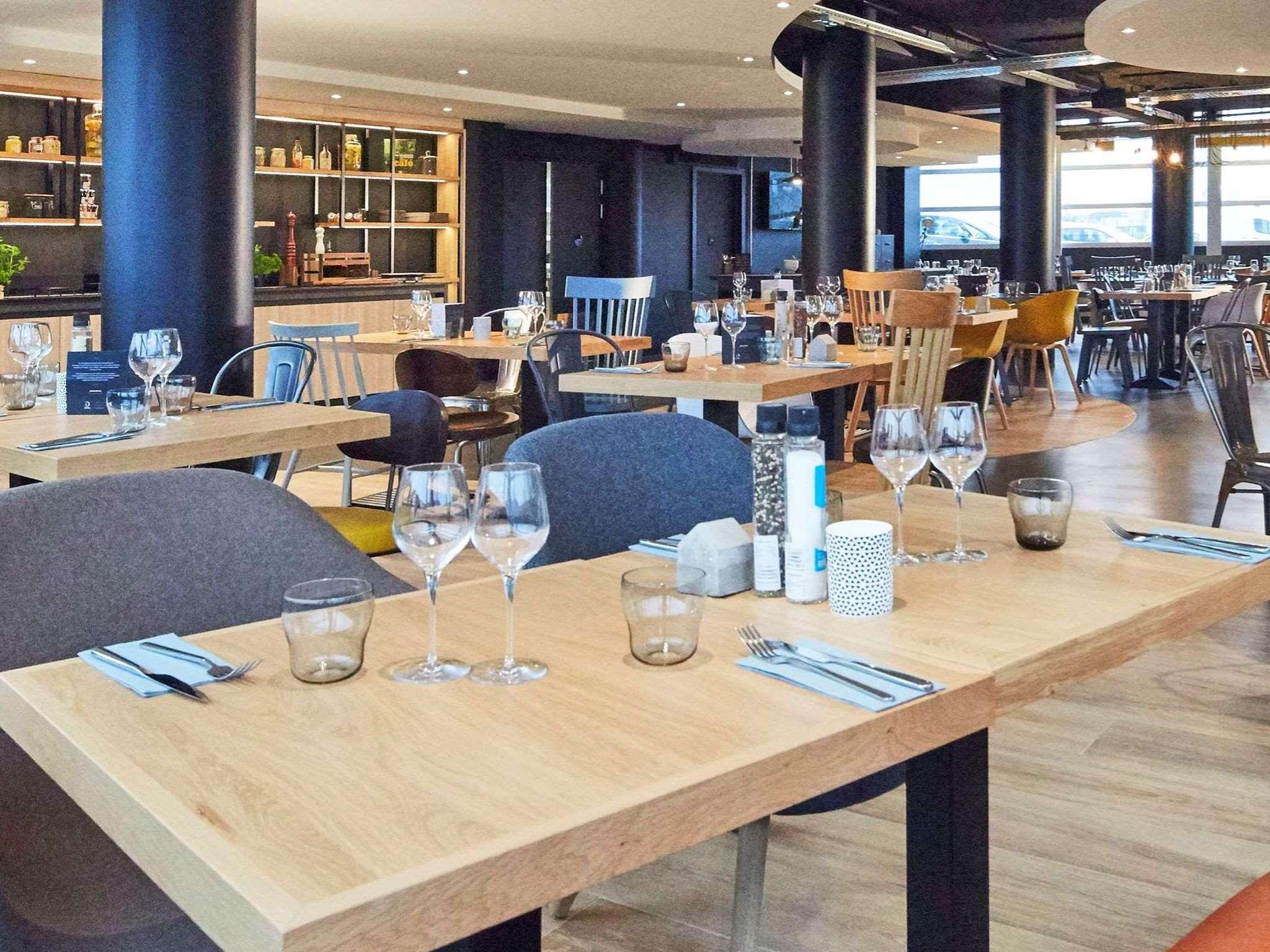 Radisson Hotel Paris Le Bourget by null