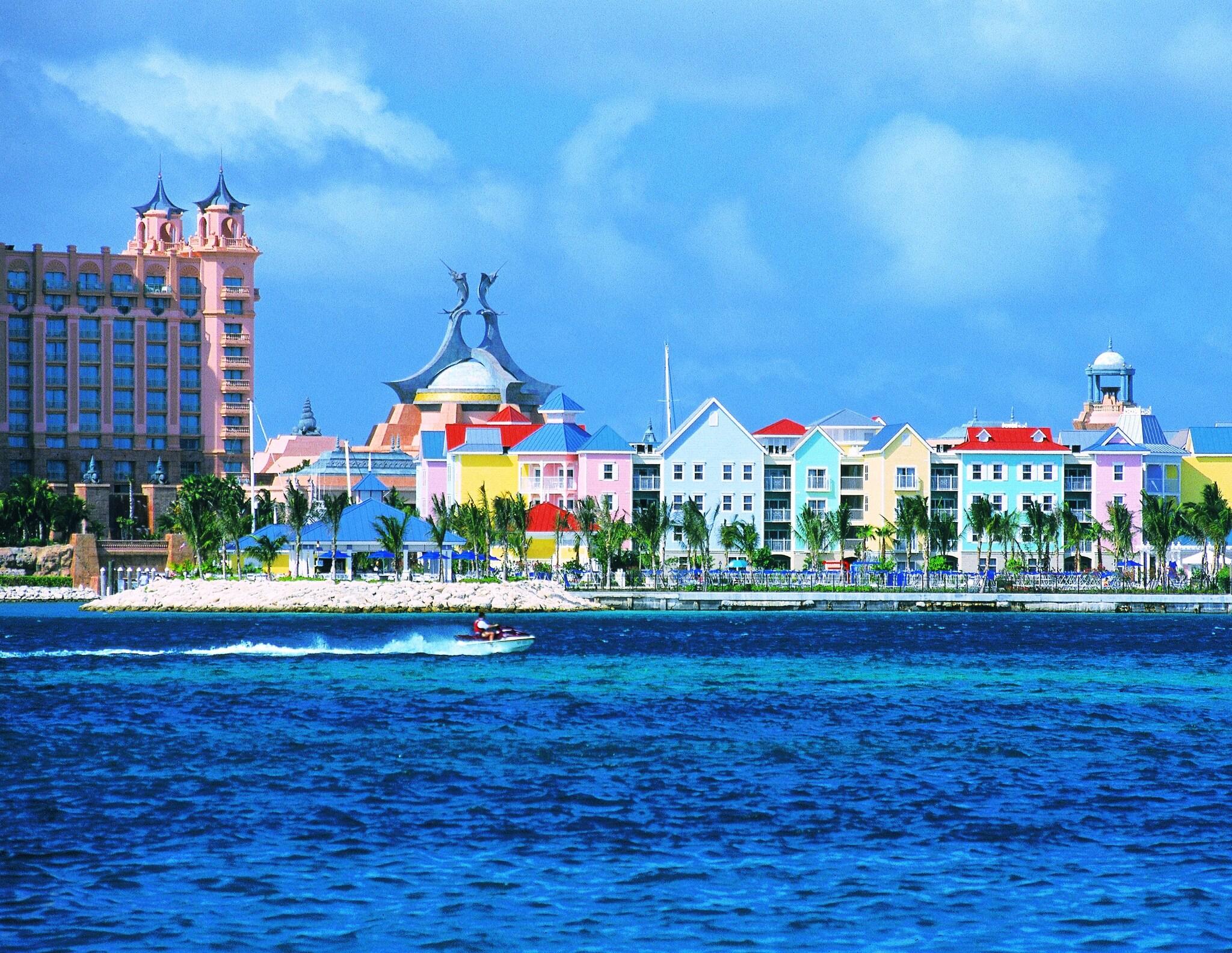 Atlantis Harborside Resort