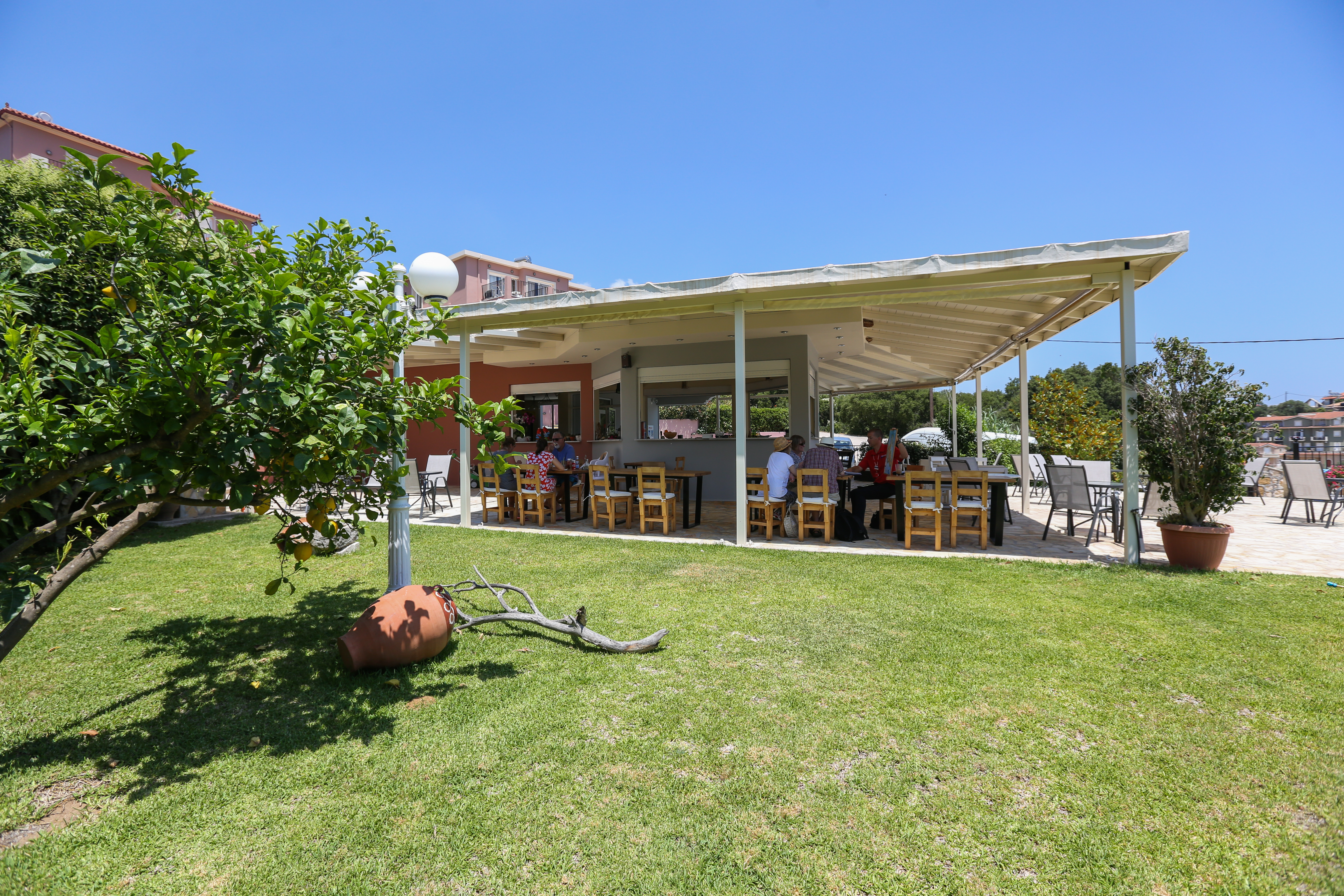 Pelagos Apartments