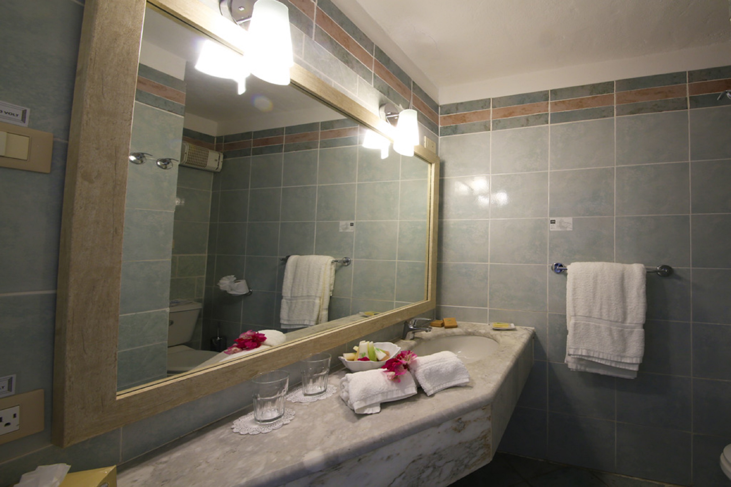 Ocean Point Beach Resort & Spa by null