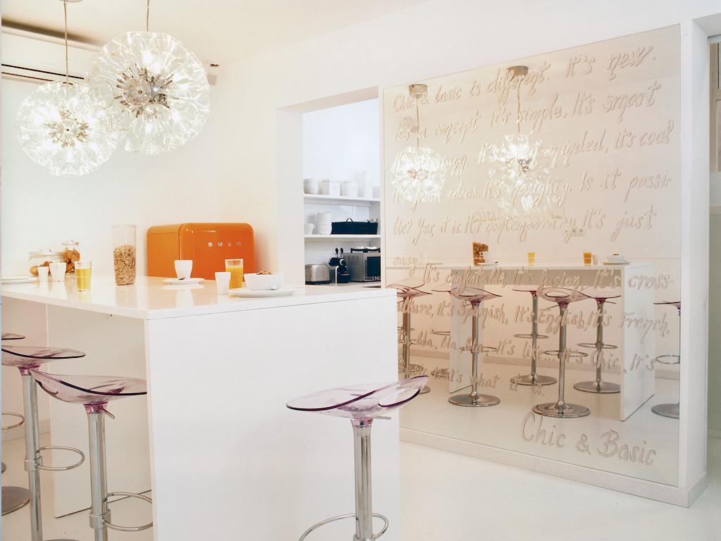 chic&basic Tallers Hostel by null