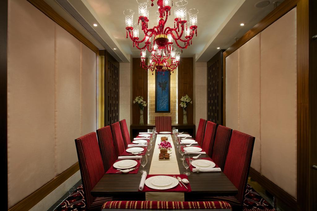 Vivanta Hyderabad, Begumpet
