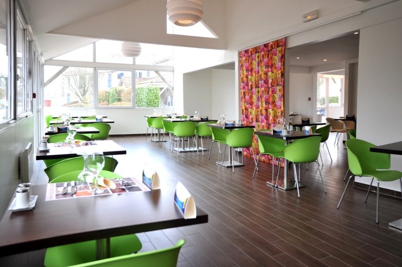 Trappes Balladins Hotel