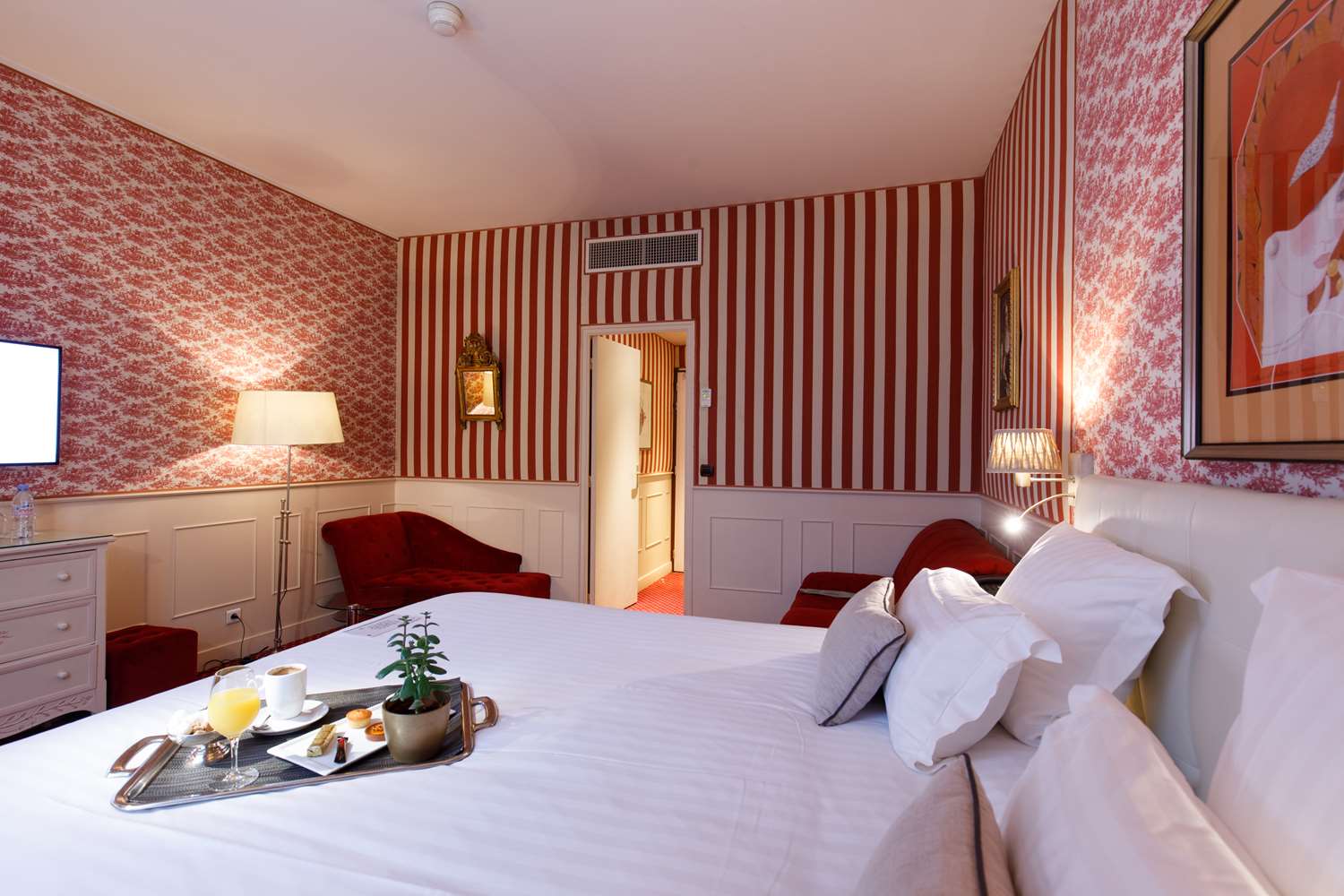 Hotel & Spa Le Grand Monarque Chartres by null