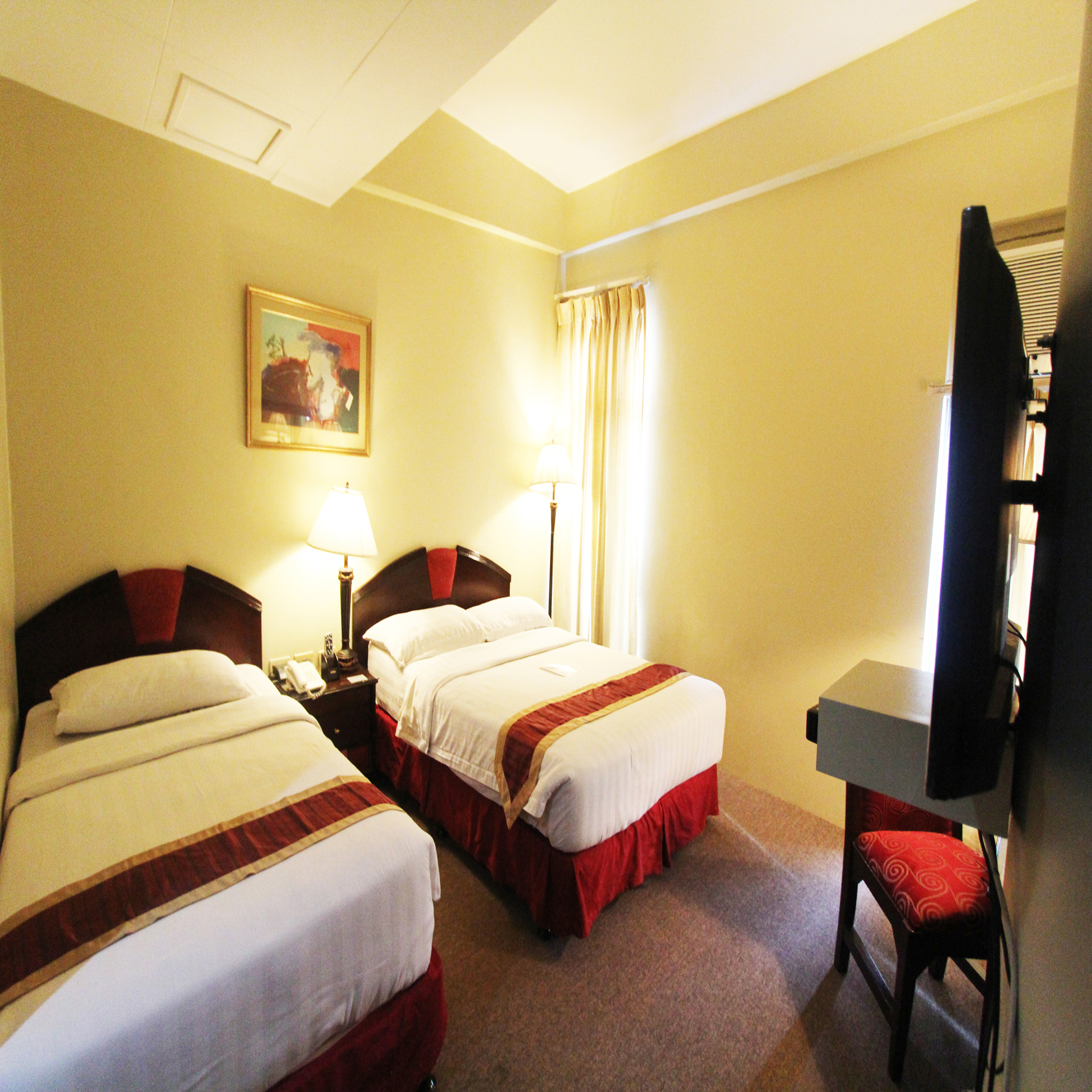 Sarrosa International Hotel and Residential Suites