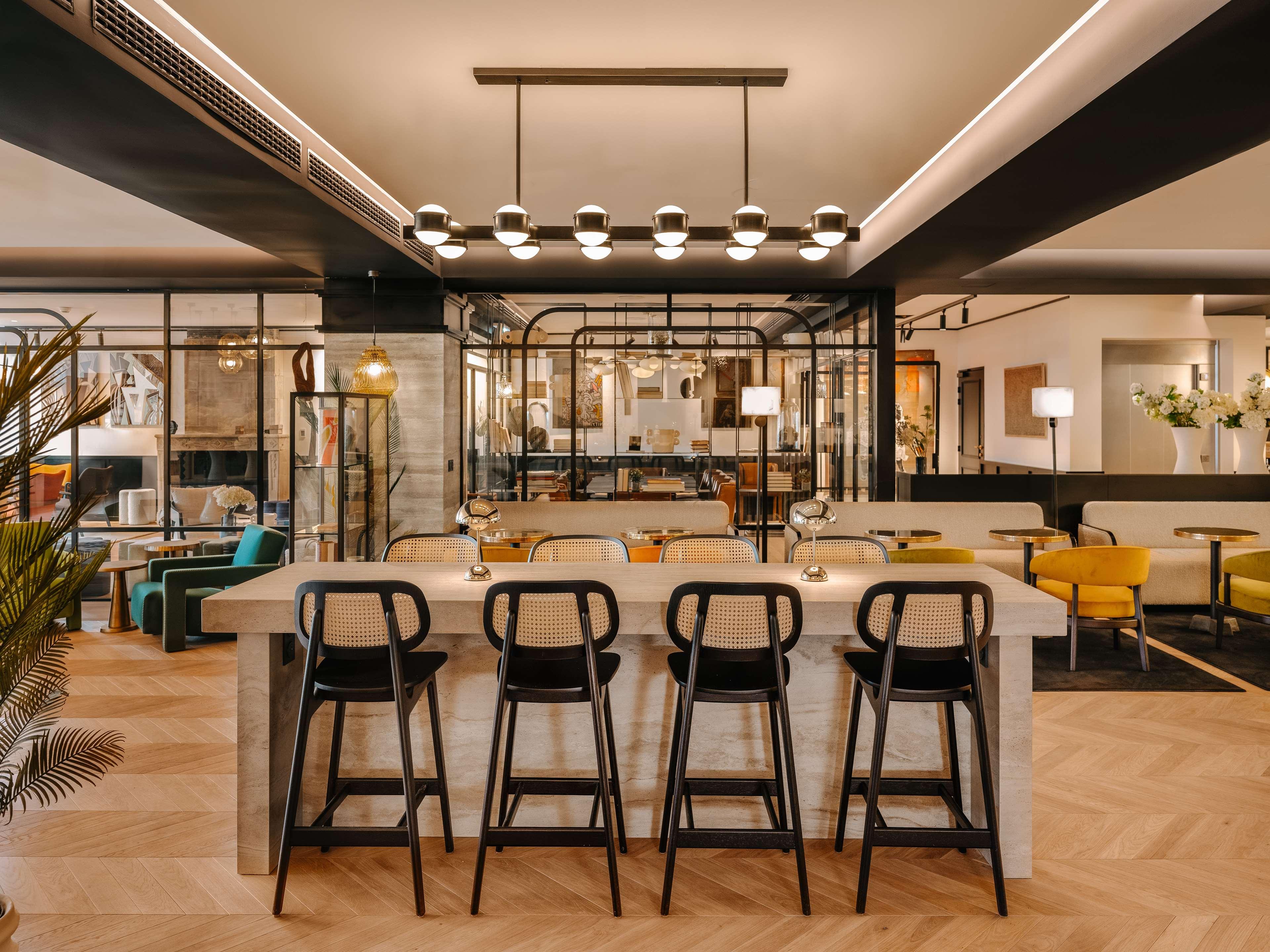 Marty Hotel Bordeaux, Tapestry Collectn by Hilton