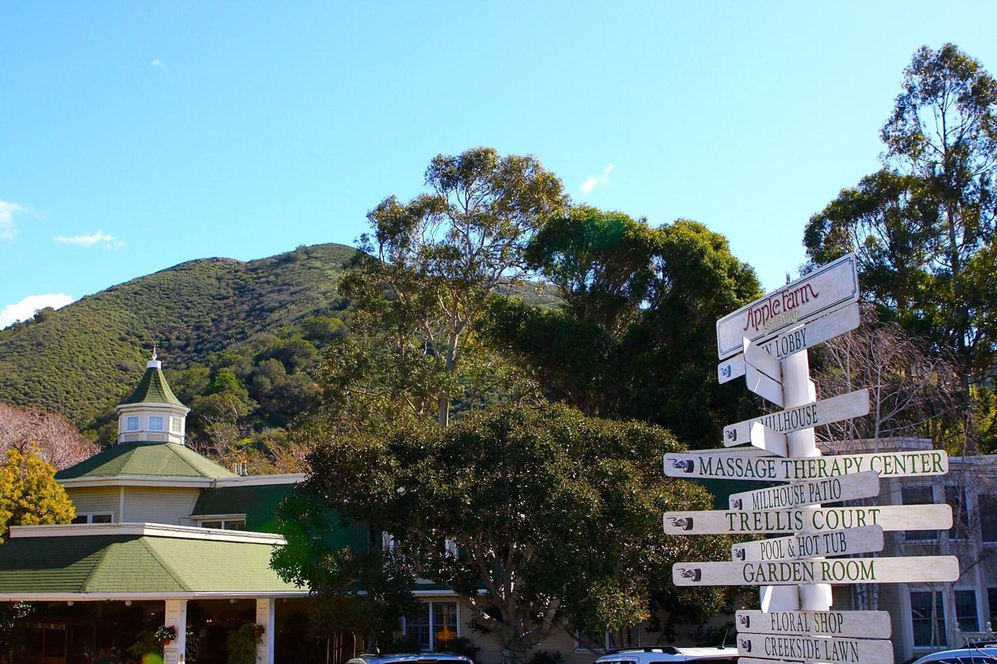 Apple Farm Inn by null