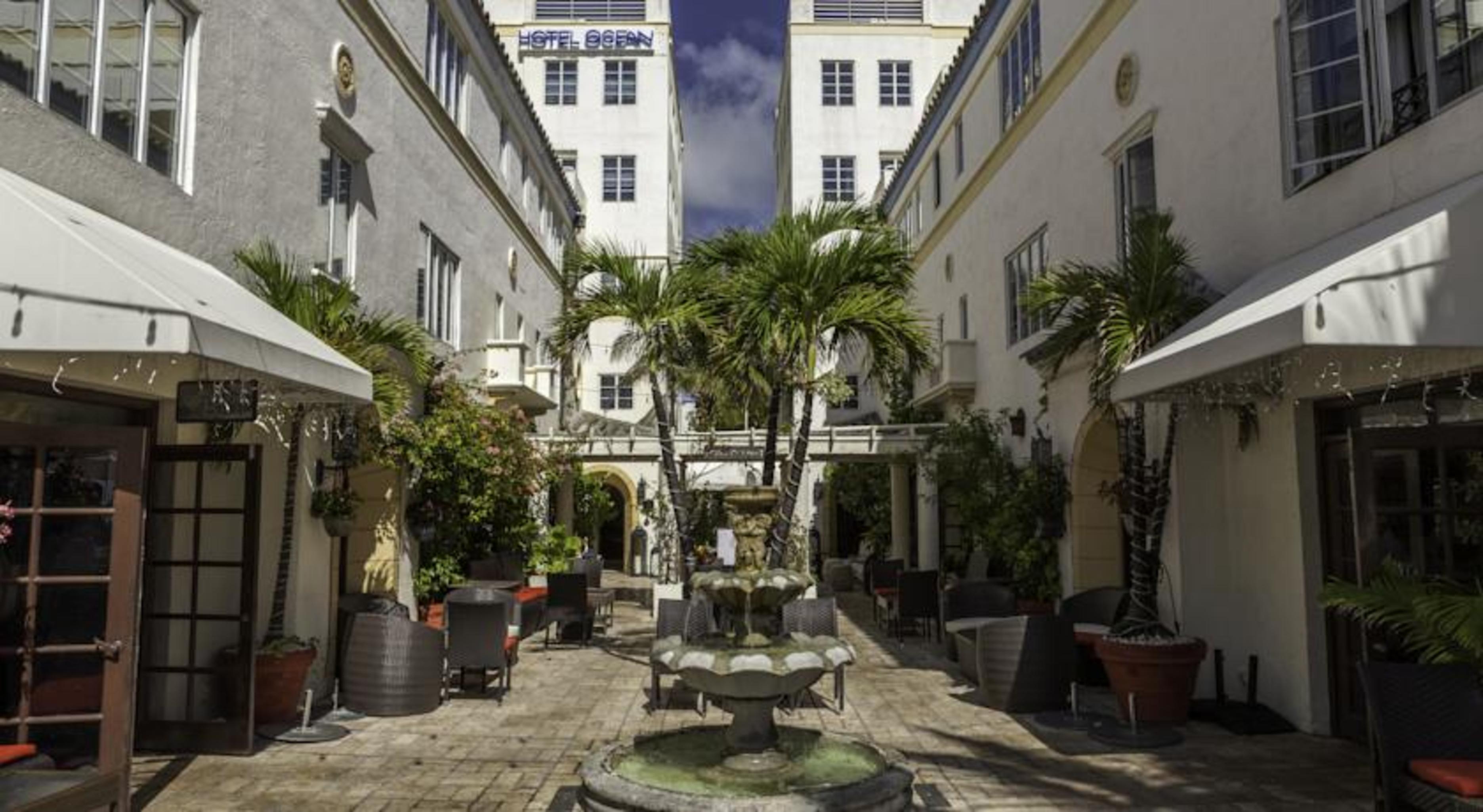 Hotel Ocean South Beach by null