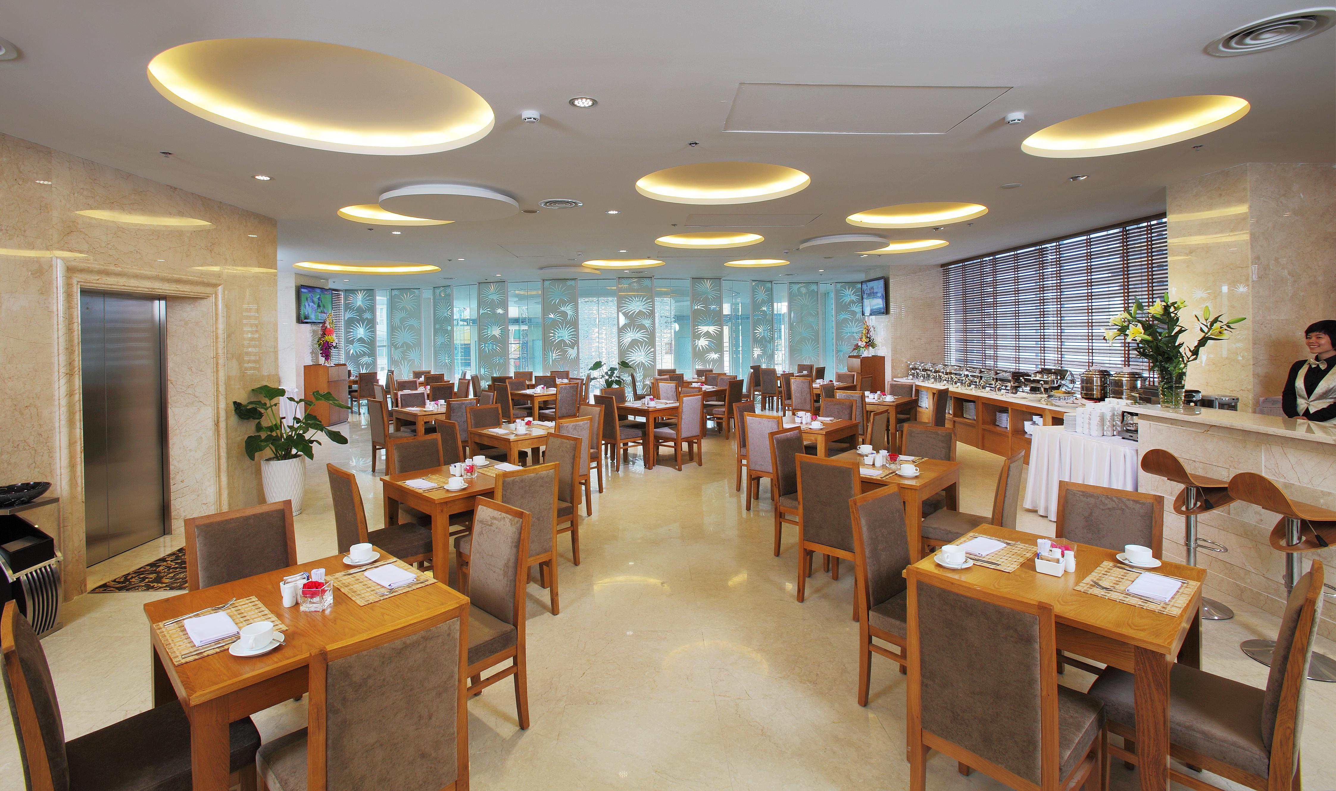 Eden Star Saigon Hotel