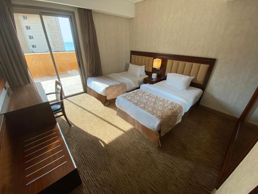 Lancaster Suites