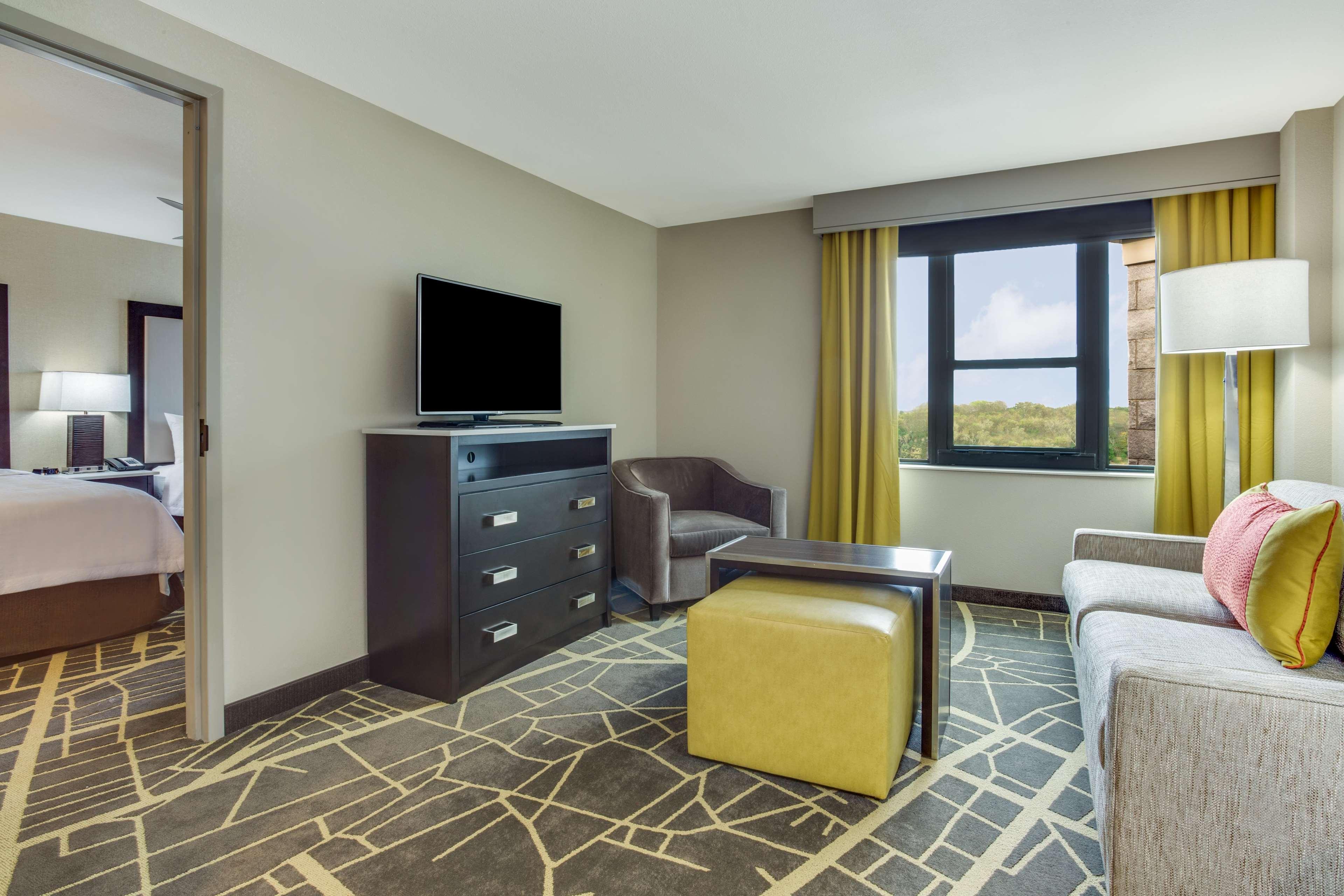 Homewood Suites by Hilton Savannah Historic Dist.