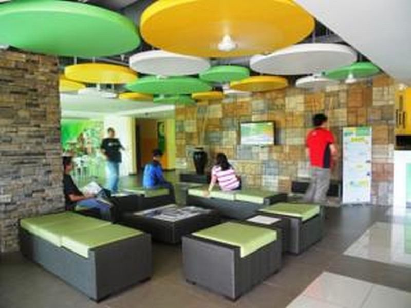 Go Hotels Dumaguete by null